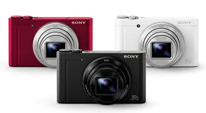 The WX500 comes in a choice of black, white and red. 