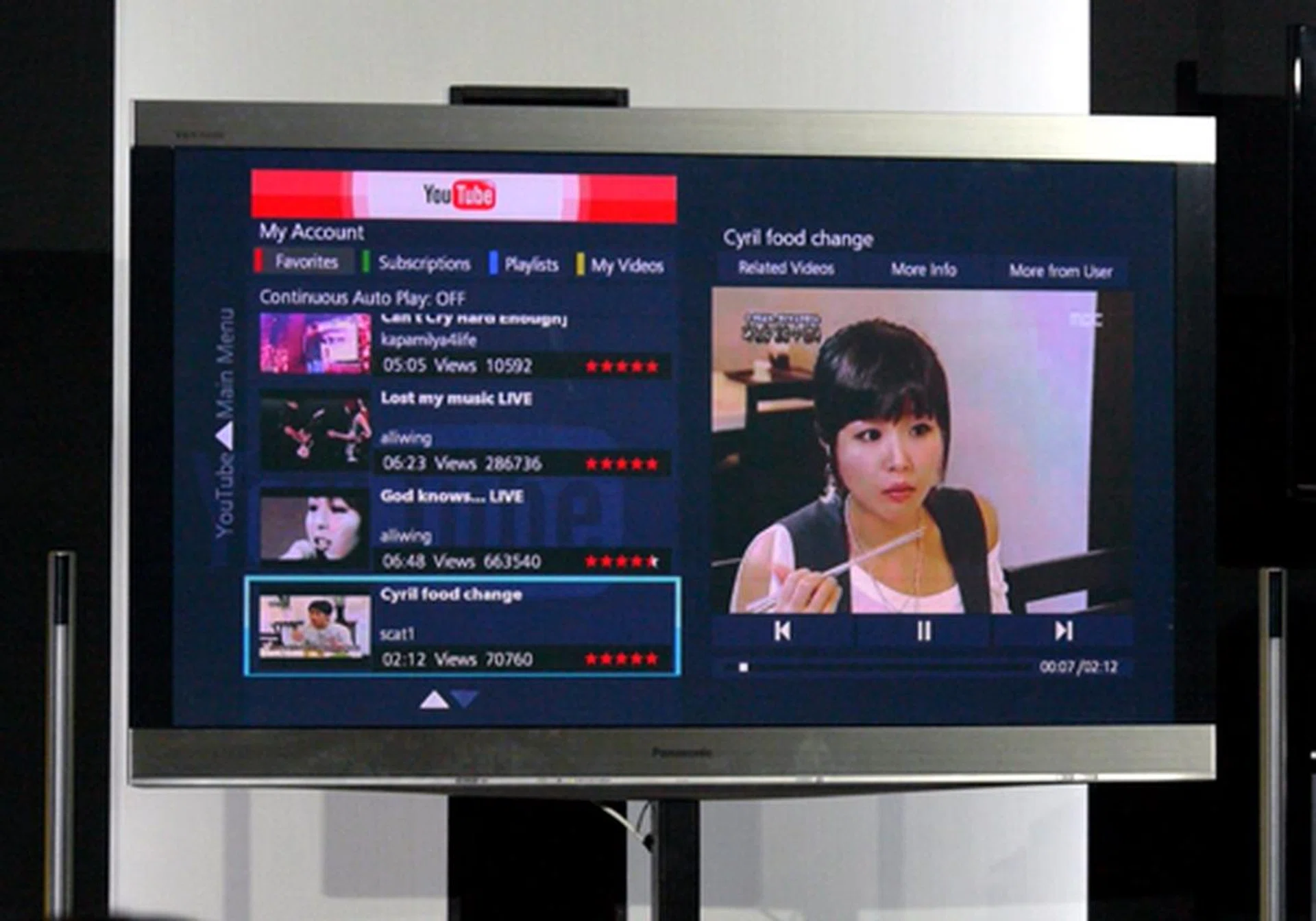 Watching a YouTube video on a Full-HD screen can be a refreshing experience. Here's Panasonic's VIERA Cast feature in action, fed to their Z1 flagship PDP from their new BD60 Blu-ray player.