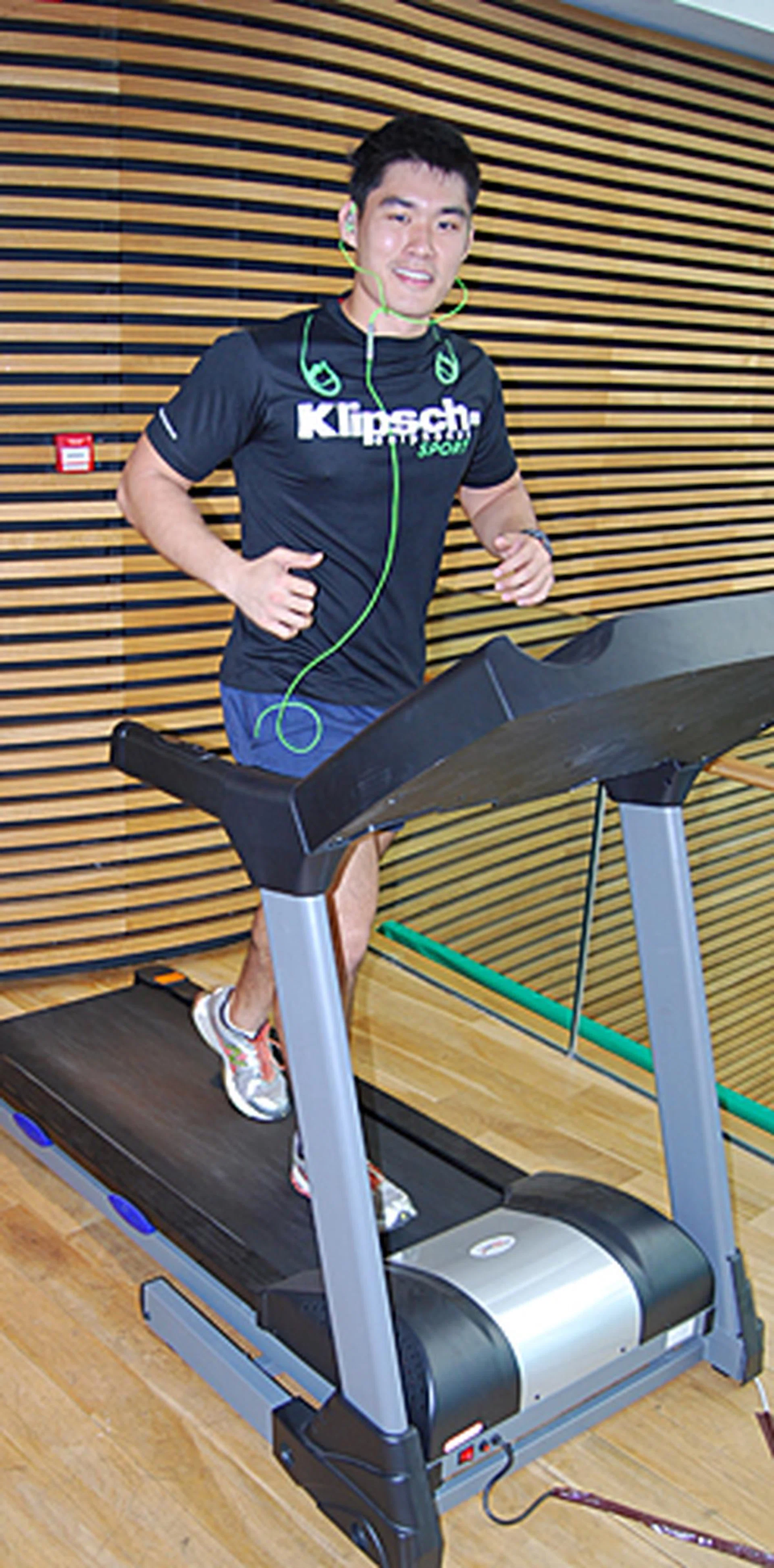 There were models on hand to showcase how well the Klipsch A5i functions when put to the test.