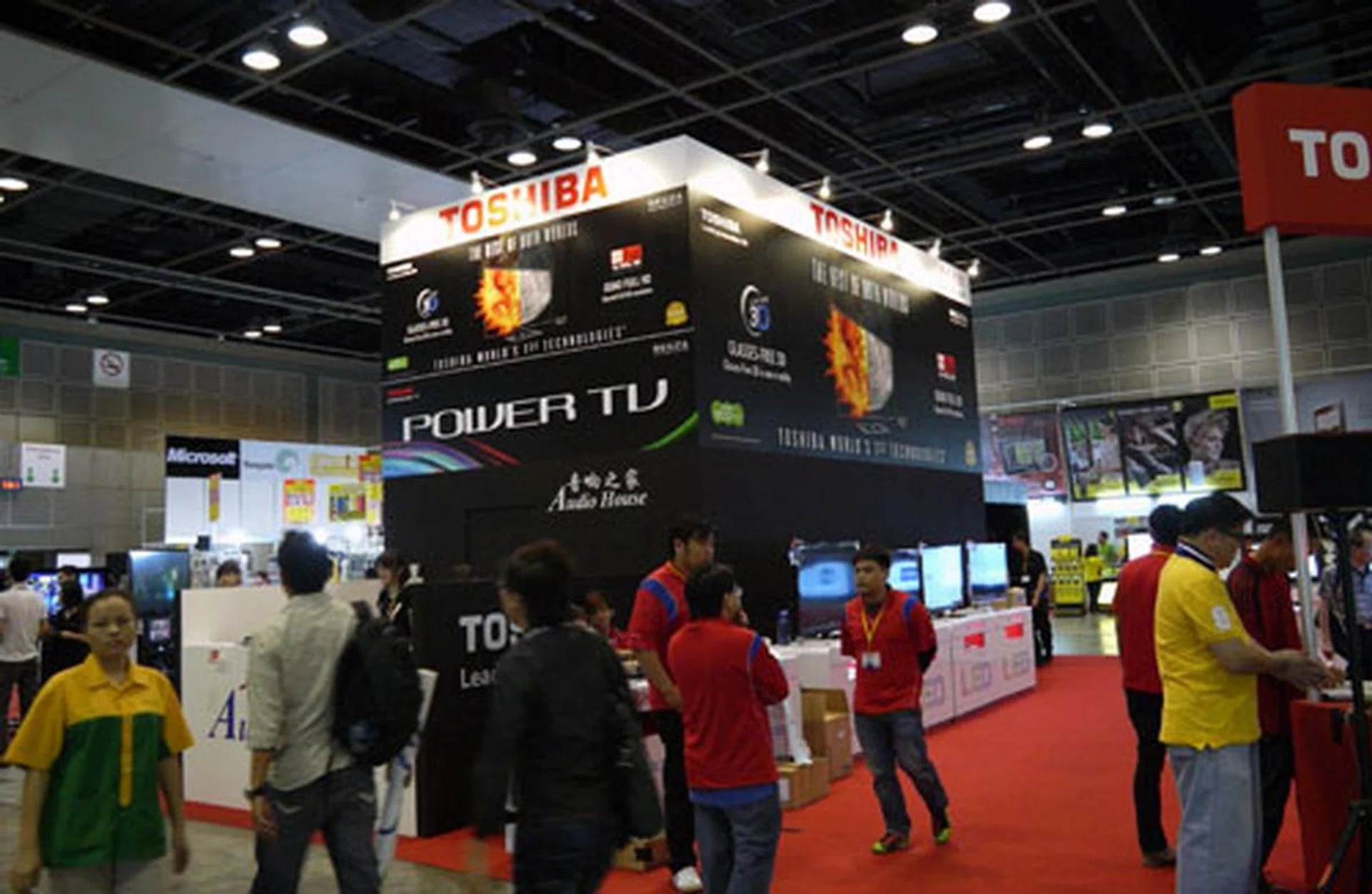 PC Show 2012 - TVs & AV Products Buying Guide | HardwareZone Singapore