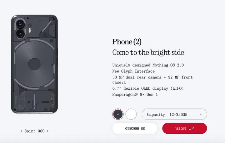 The 12GB RAM + 256GB internal storage space configuration is priced at $999.