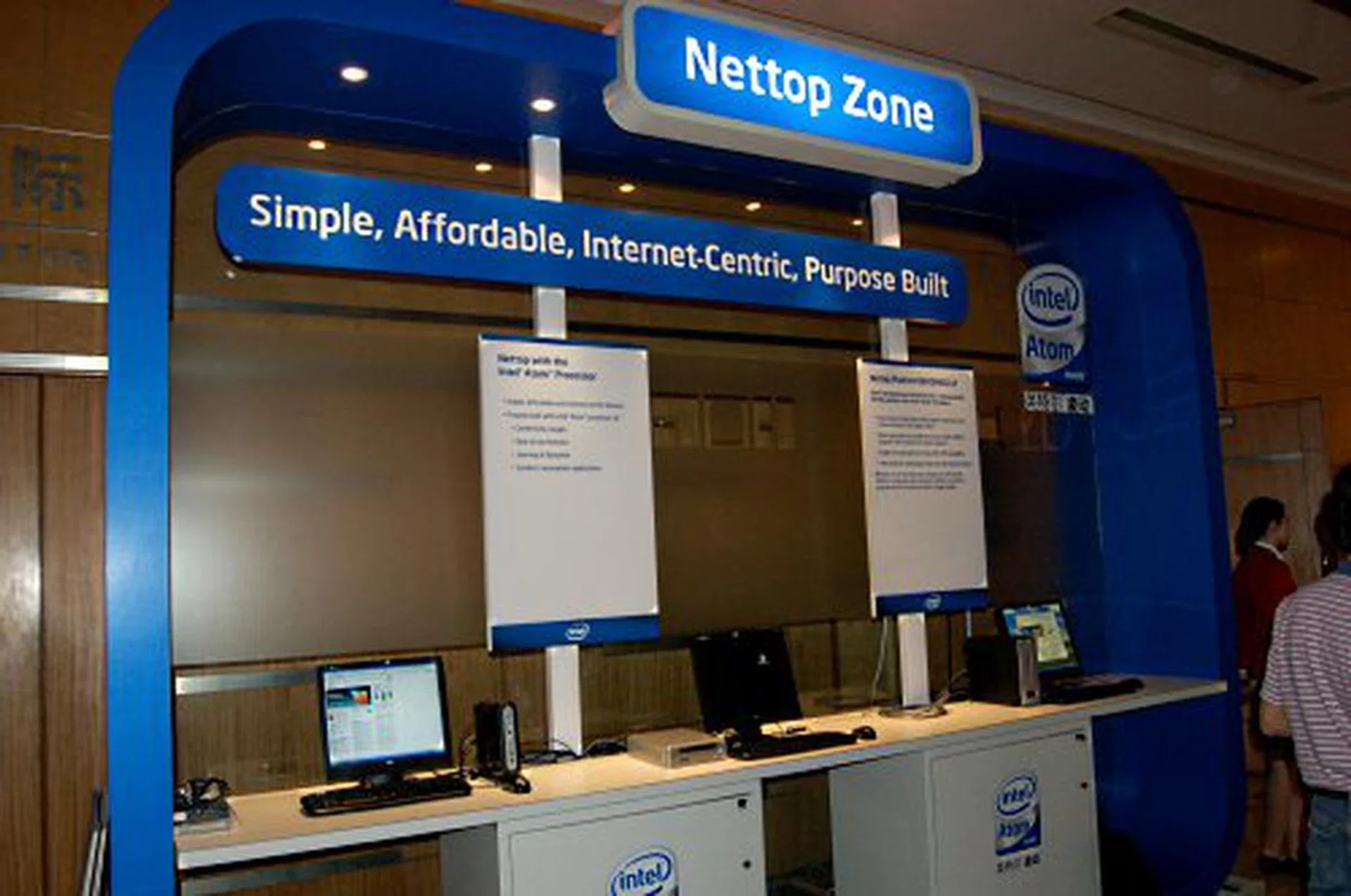 Moving on the Nettop Zone.