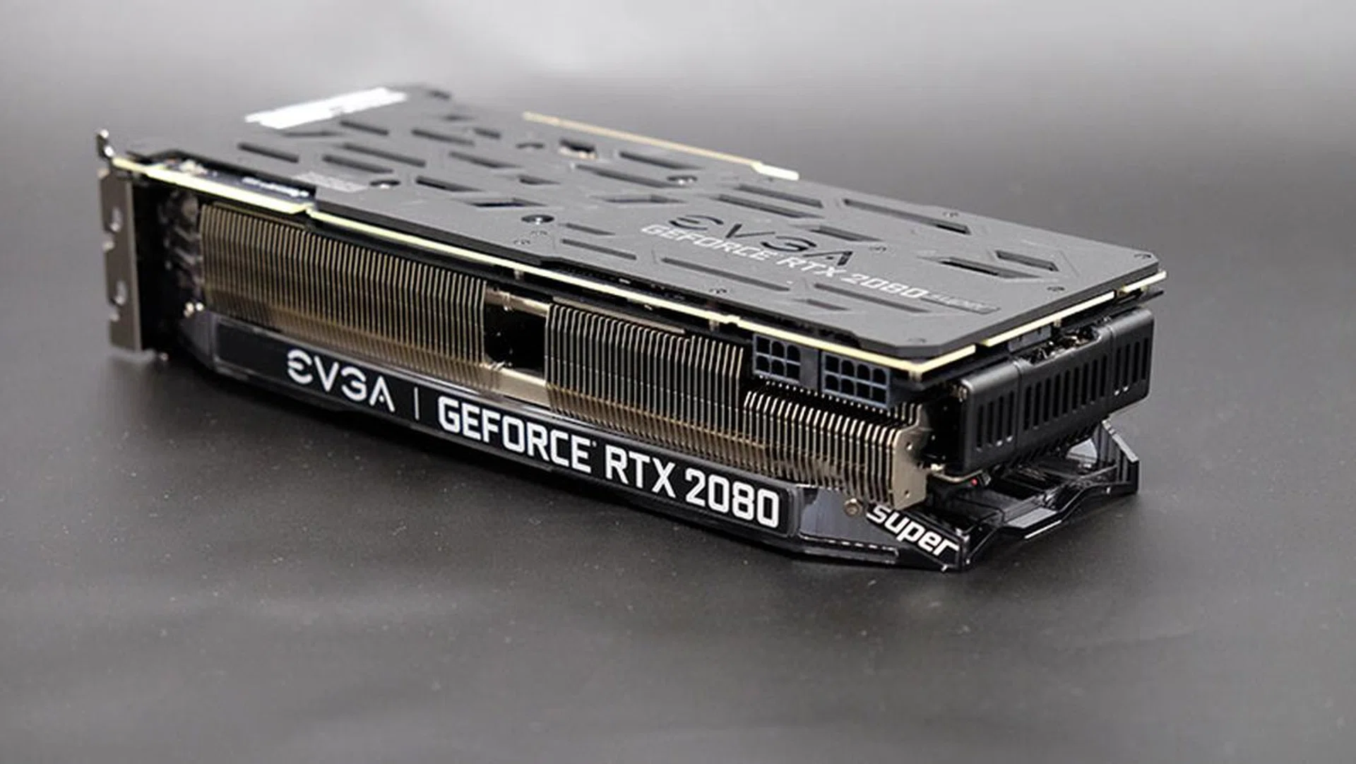 EVGA GeForce RTX 2080 Super XC Ultra, Overclocked