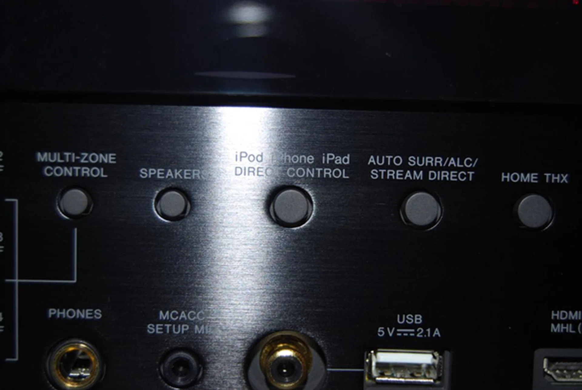 A simple click of the Direct Control button will enable you to use your AV remote to browse content on your smartphone via your TV.