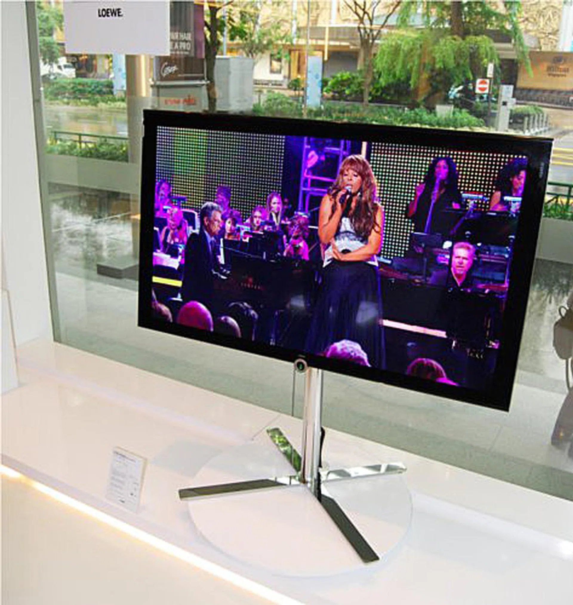 The 55-inch Loewe Individual Compose stands proudly on its floor stand as the flagship product from the new series.