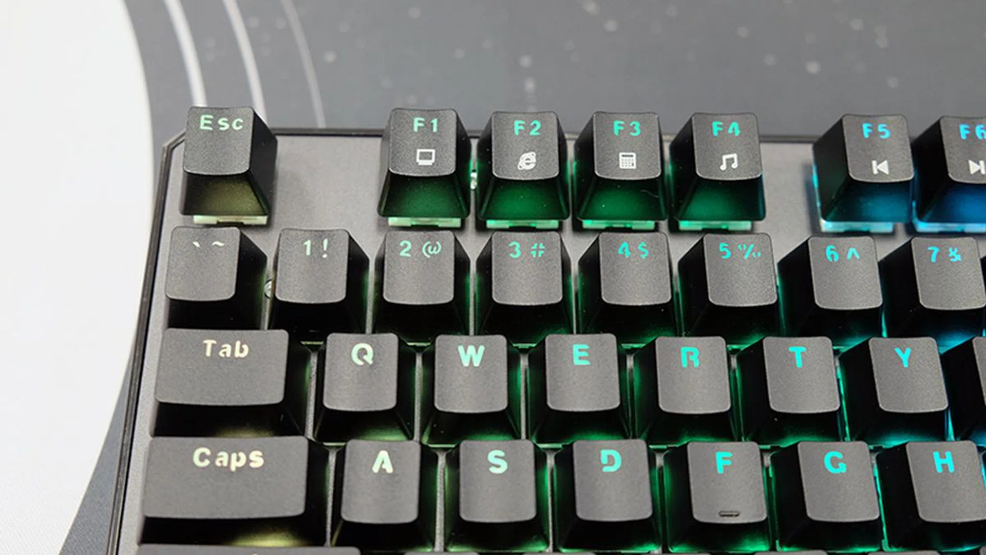 Tecware Phantom Elite