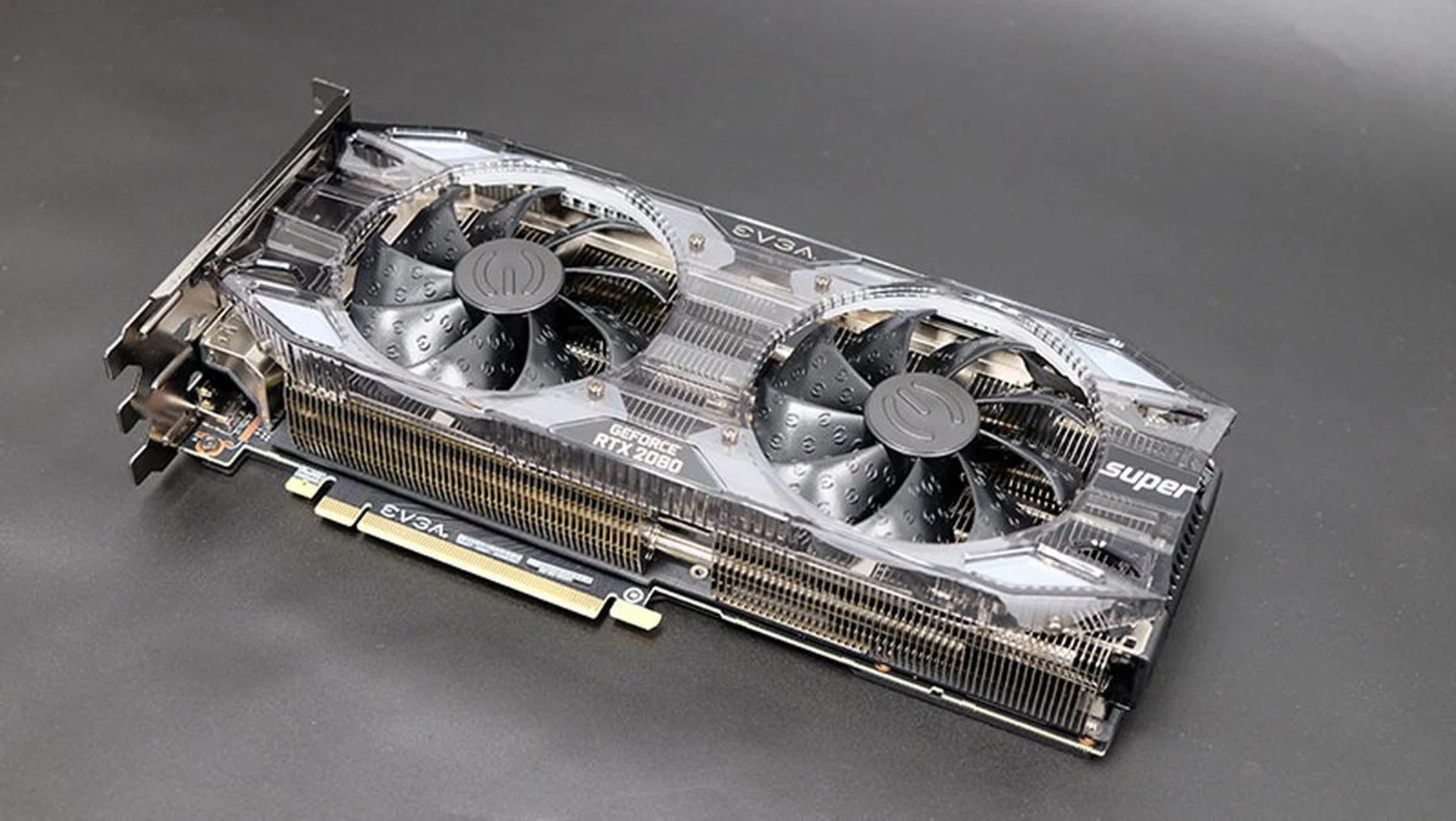 EVGA GeForce RTX 2080 Super XC Ultra, Overclocked