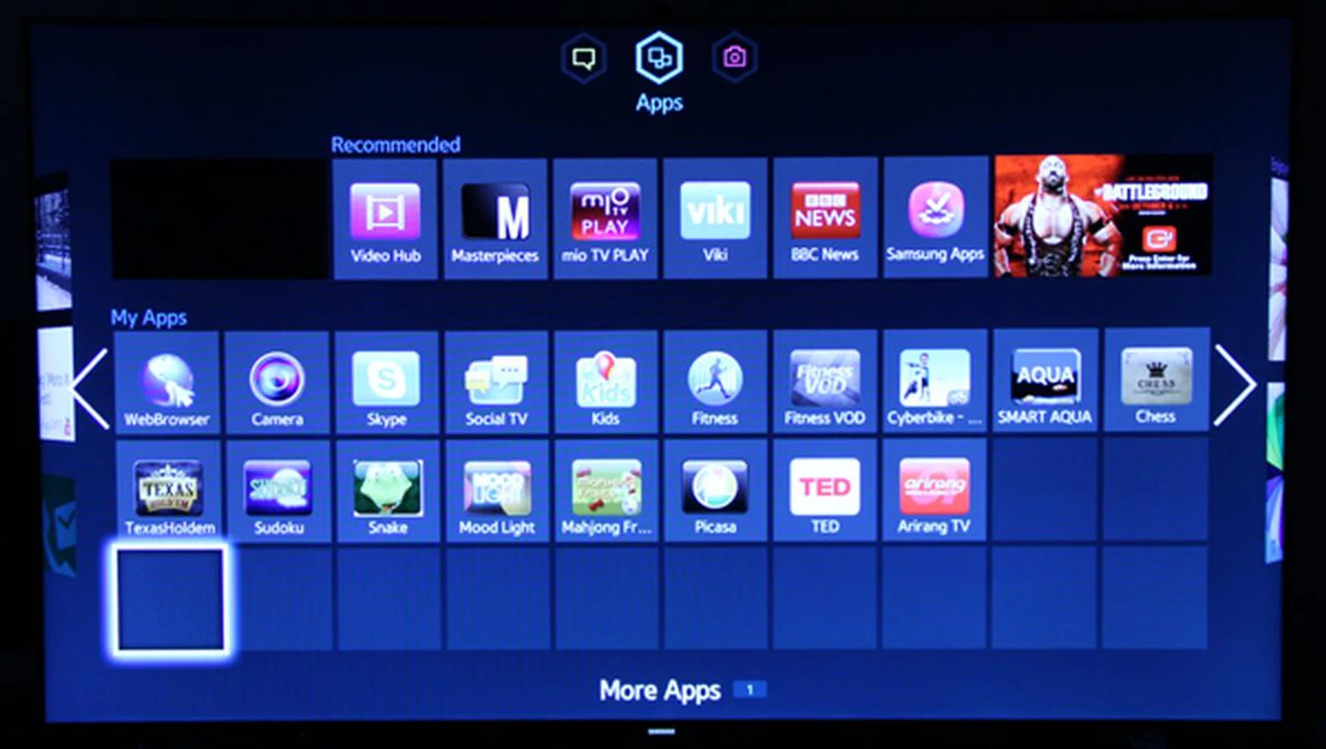 The Samsung F8000 has a number of apps ranging from games to content.