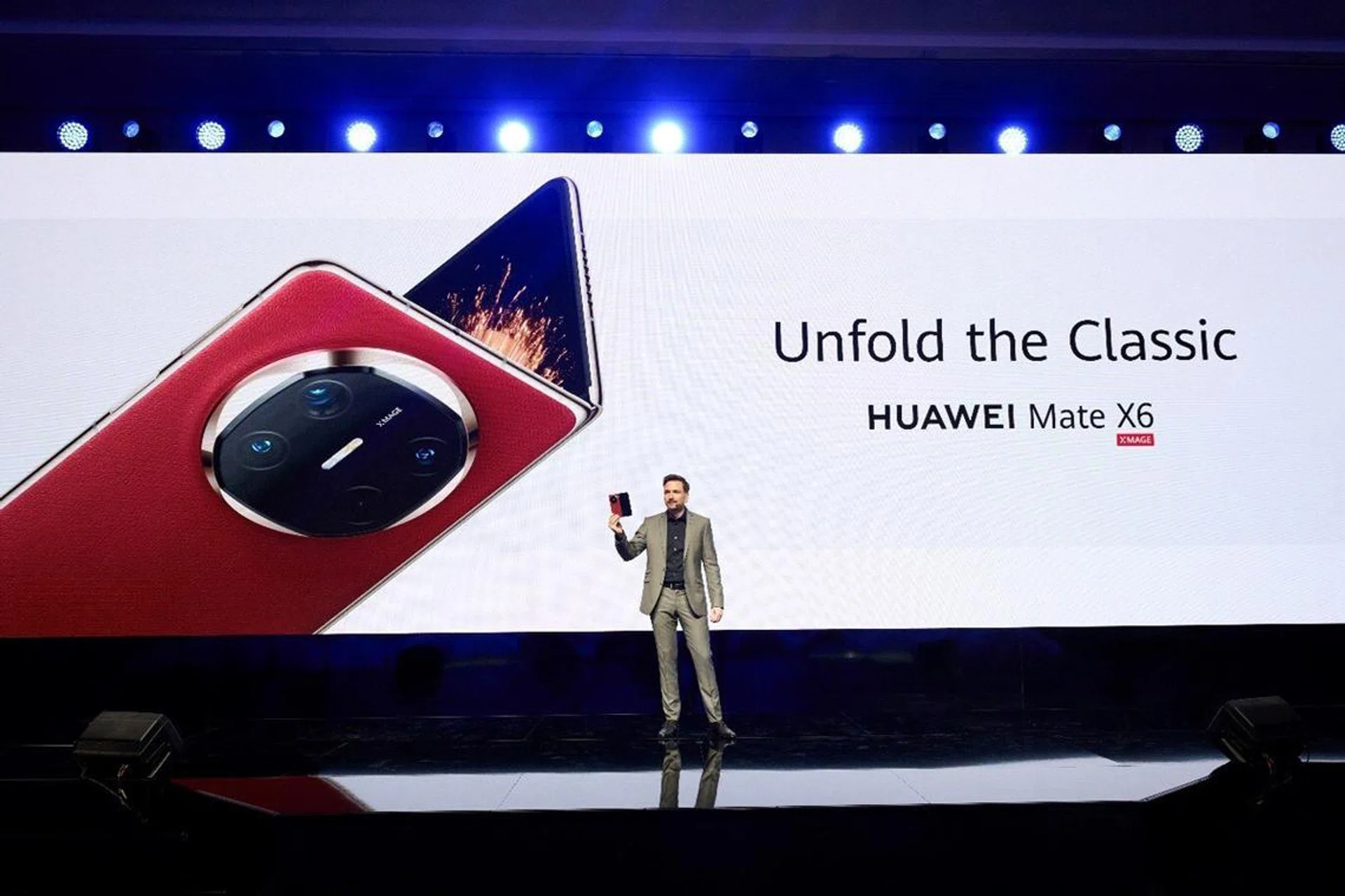 Huawei Mate X6's global launch in Dubai, which came after its China market announcement. Photo: Huawei.