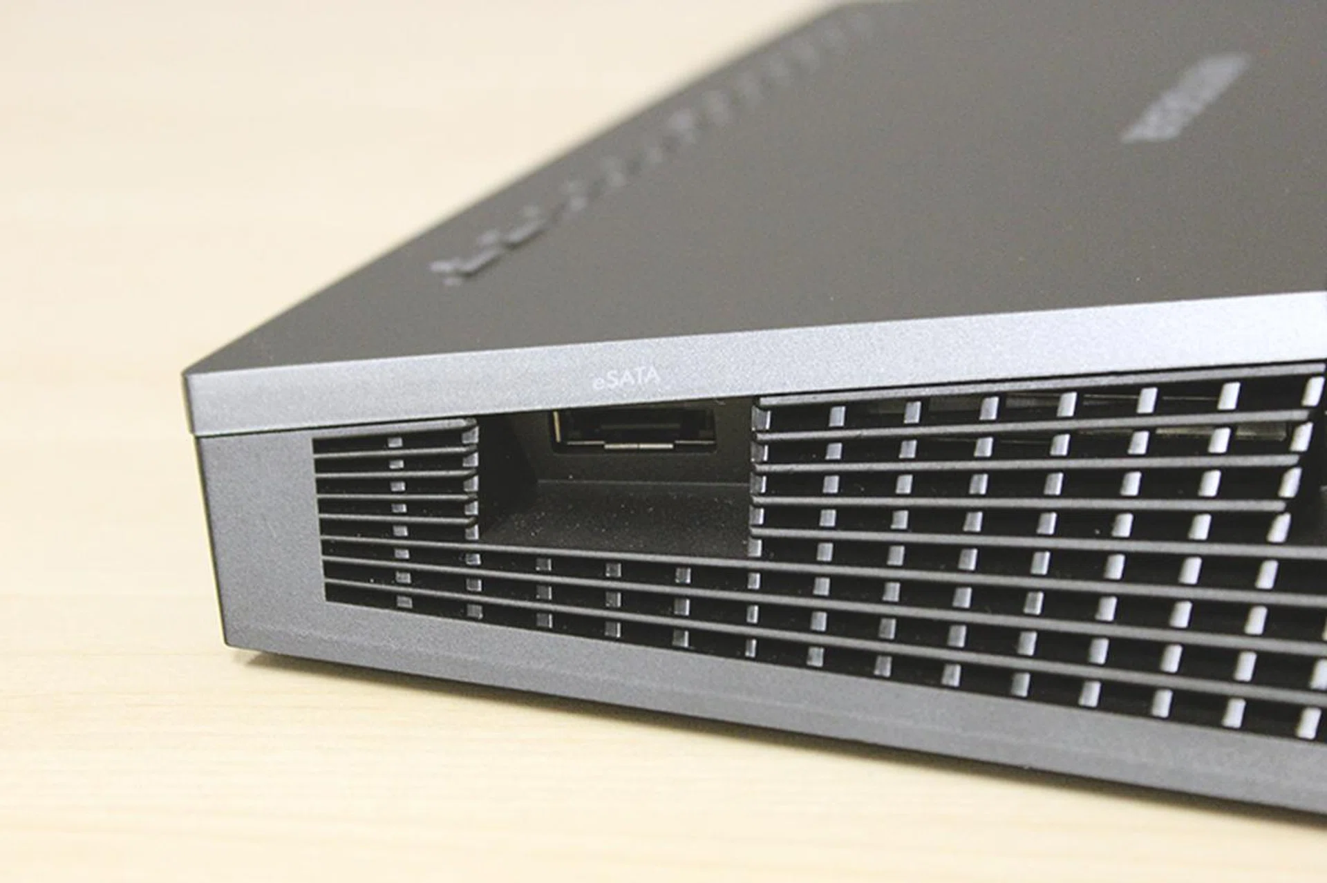 An eSATA port is located to the right.