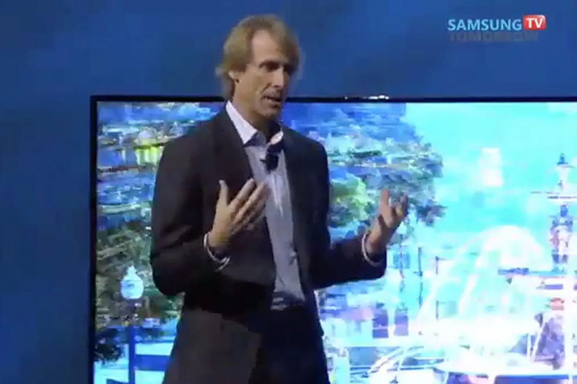 Teleprompter issues forced 'Transformers' director Michael Bay to walk off the stage during Samsung's CES 2014 keynote. (Image source: Joshua-Kim Campion's YouTube channel.)