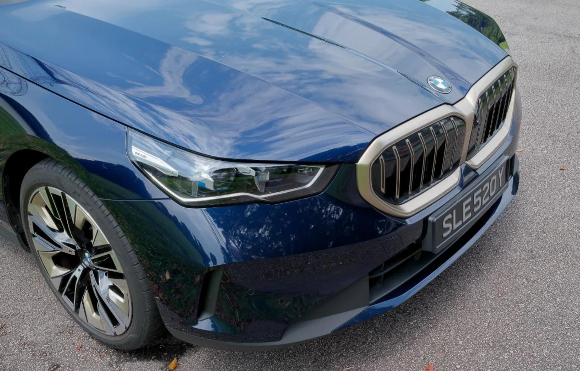 If it were my money, I'll go with the Bimmer. Photo: HWZ