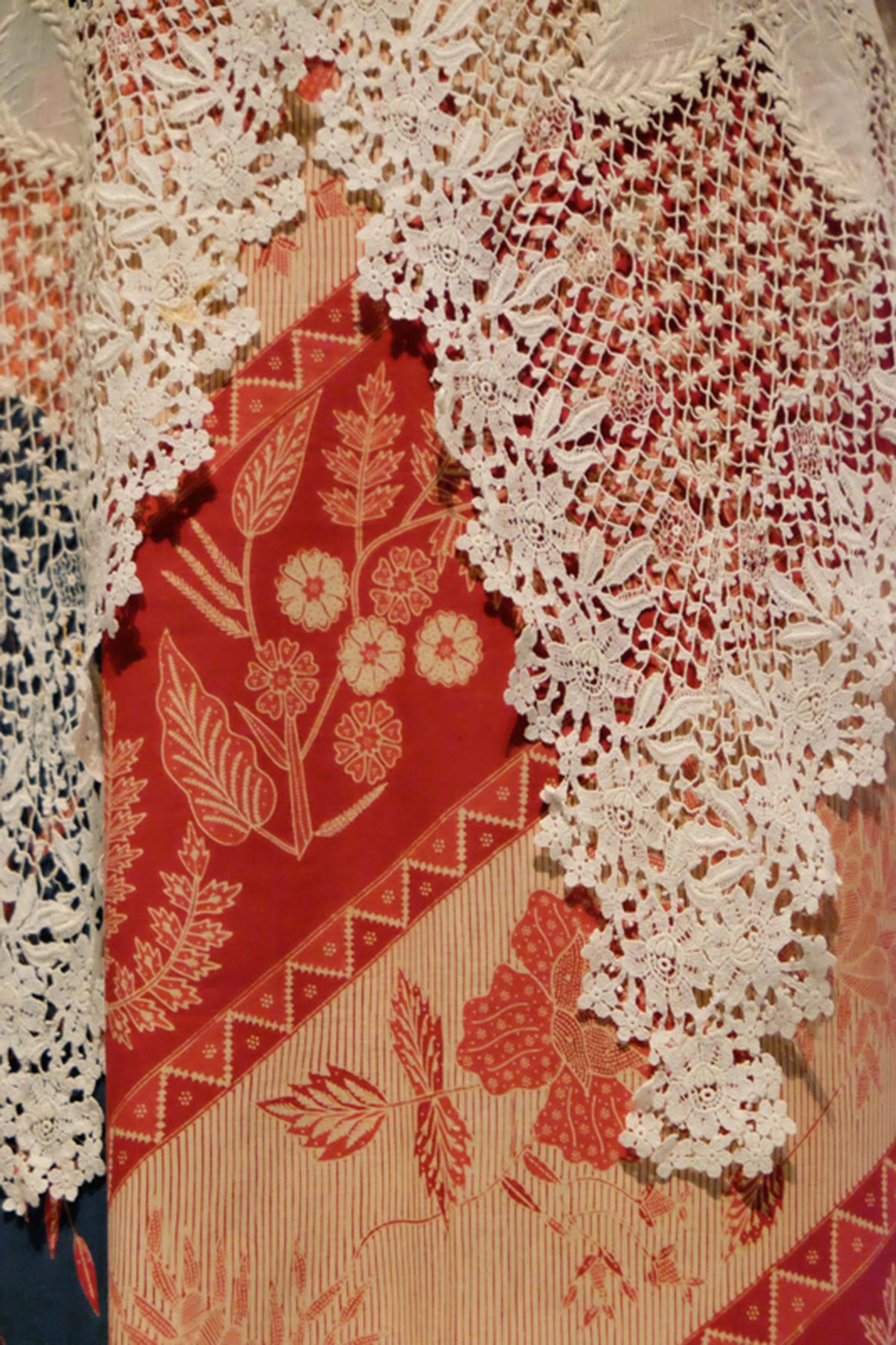 f/4 at 55mm, 1/70 sec, ISO 12,800.