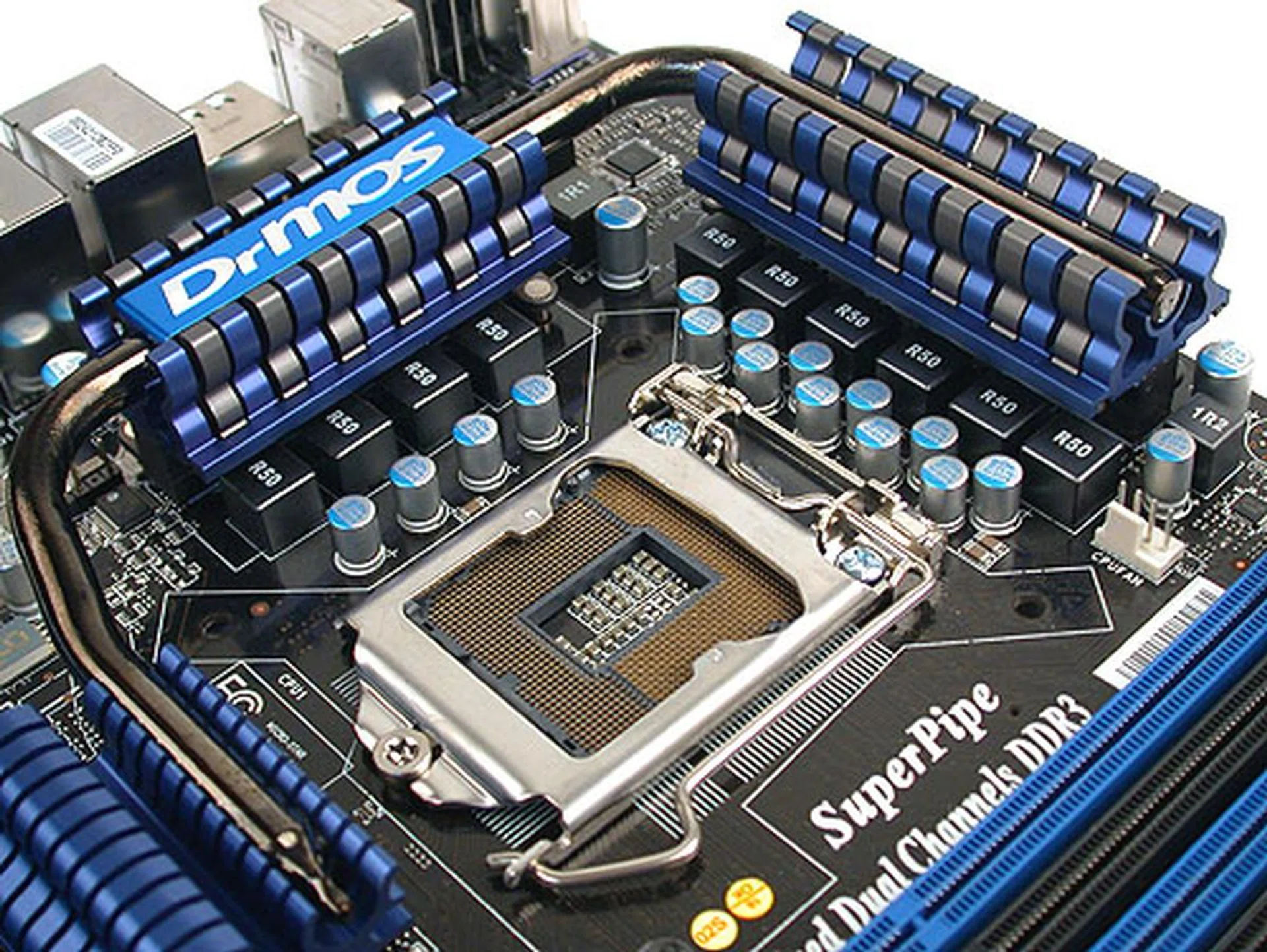 MSI's DrMOS technology is the basis for its dynamic phase switching feature known as Active Phase Switching (there are 8 phases) that aims to improve power efficiency to the CPU.