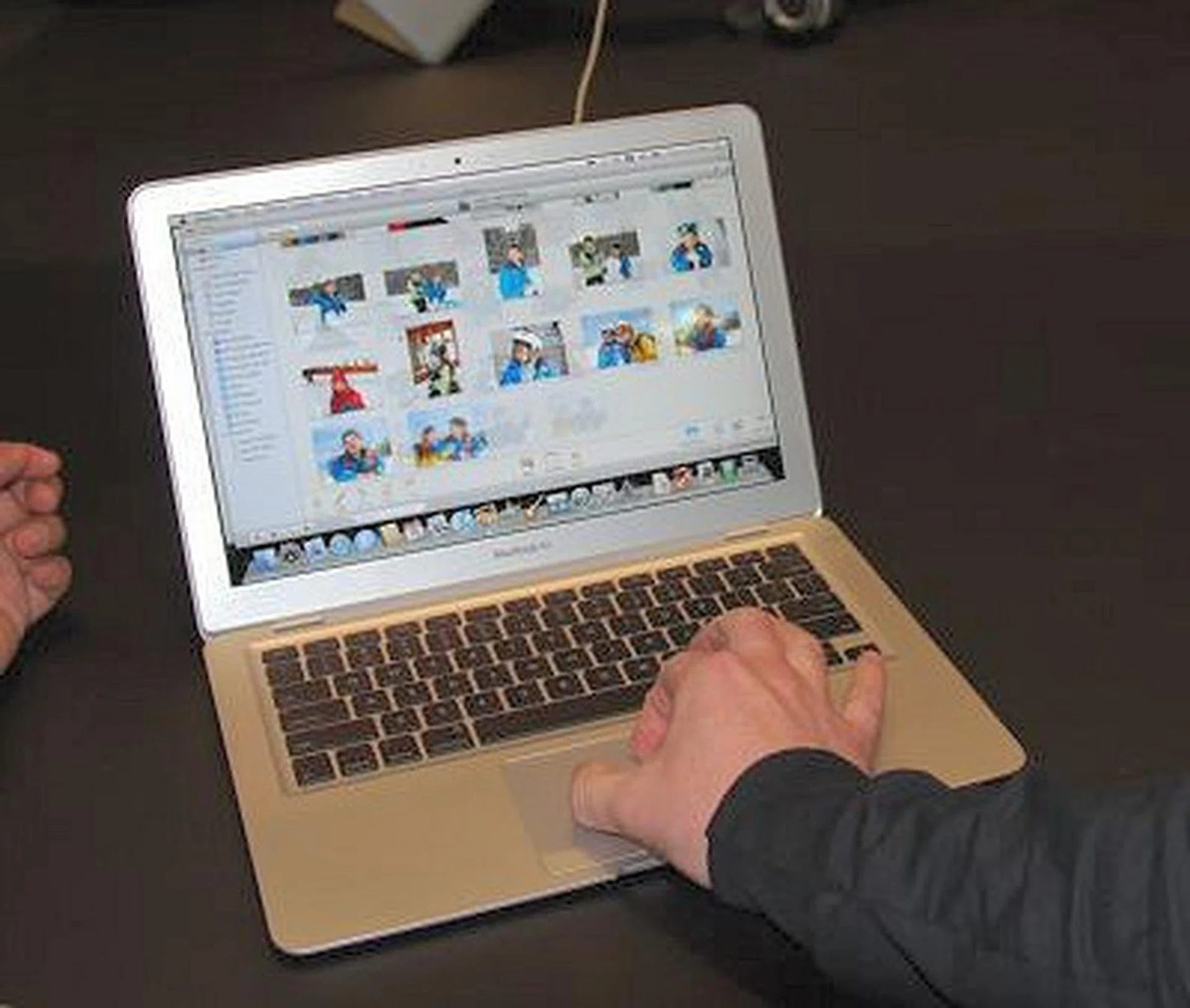 You can also manipulate an image or while previewing a PDF document, pinch on the trackpad to zoom into or out of the image or document. You can also make a circular motion with your fingers to rotate the images or PDF document in either direction.