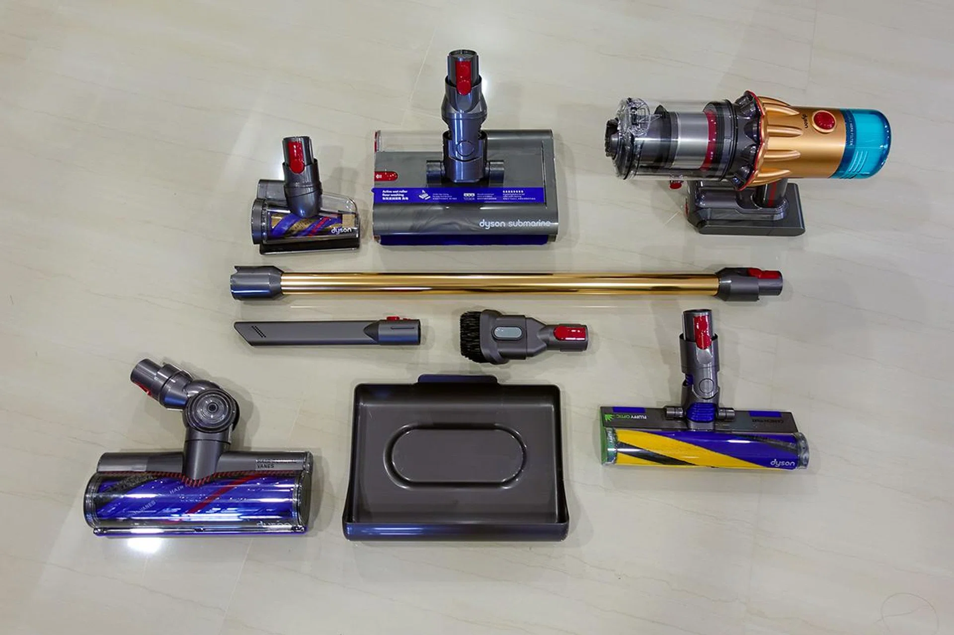 Dyson V12s Detect Slim Submarine components