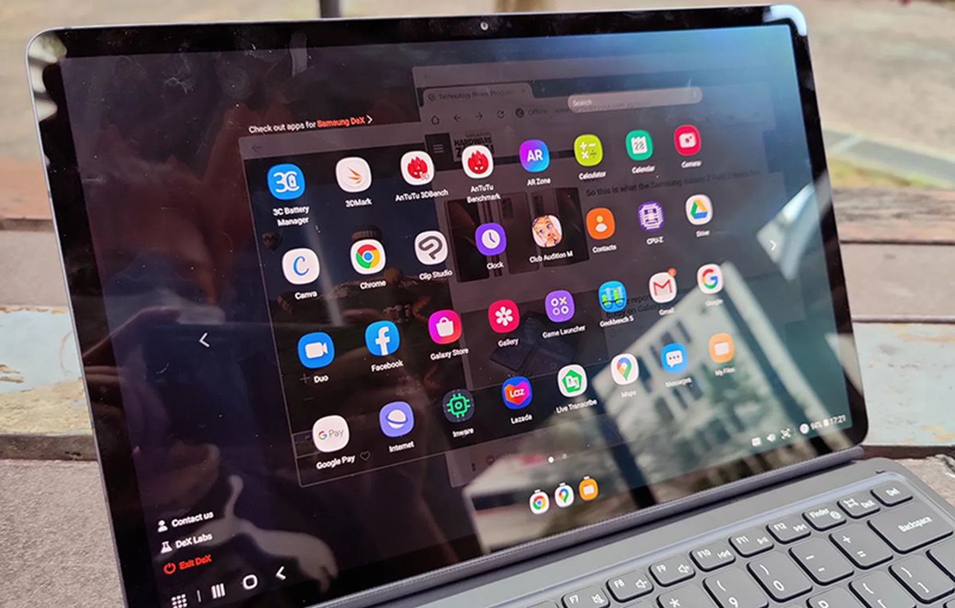 Samsung Dex interface with Book Cover attached.