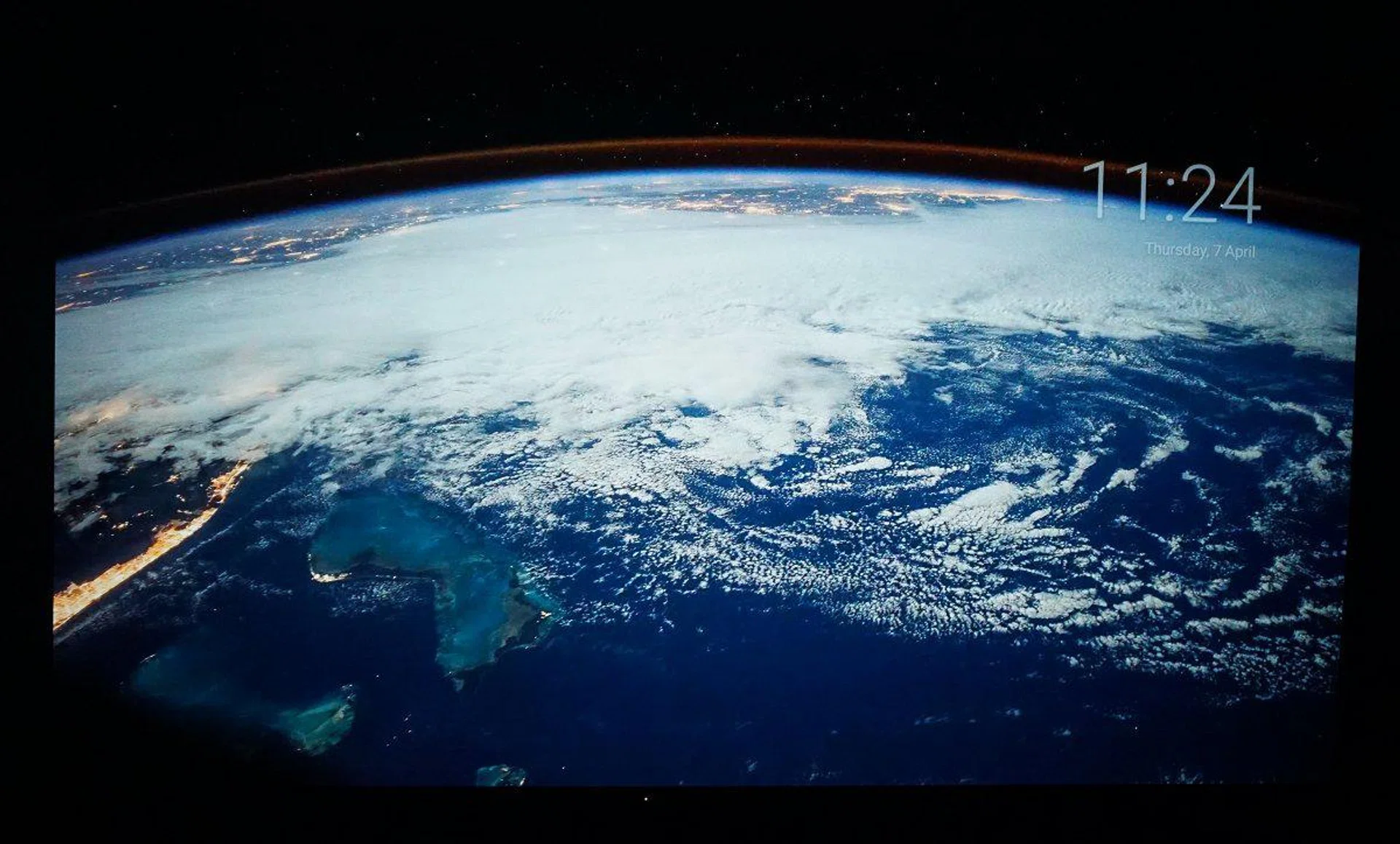 The Sony Living Decor app throws up mesmerising imagery coupled with carefully curated soundtracks to breathe purpose and life into the images displayed. Well, at least for some of the themes it offers. Pick the right one, and you could easily wow friends coming over to your place.