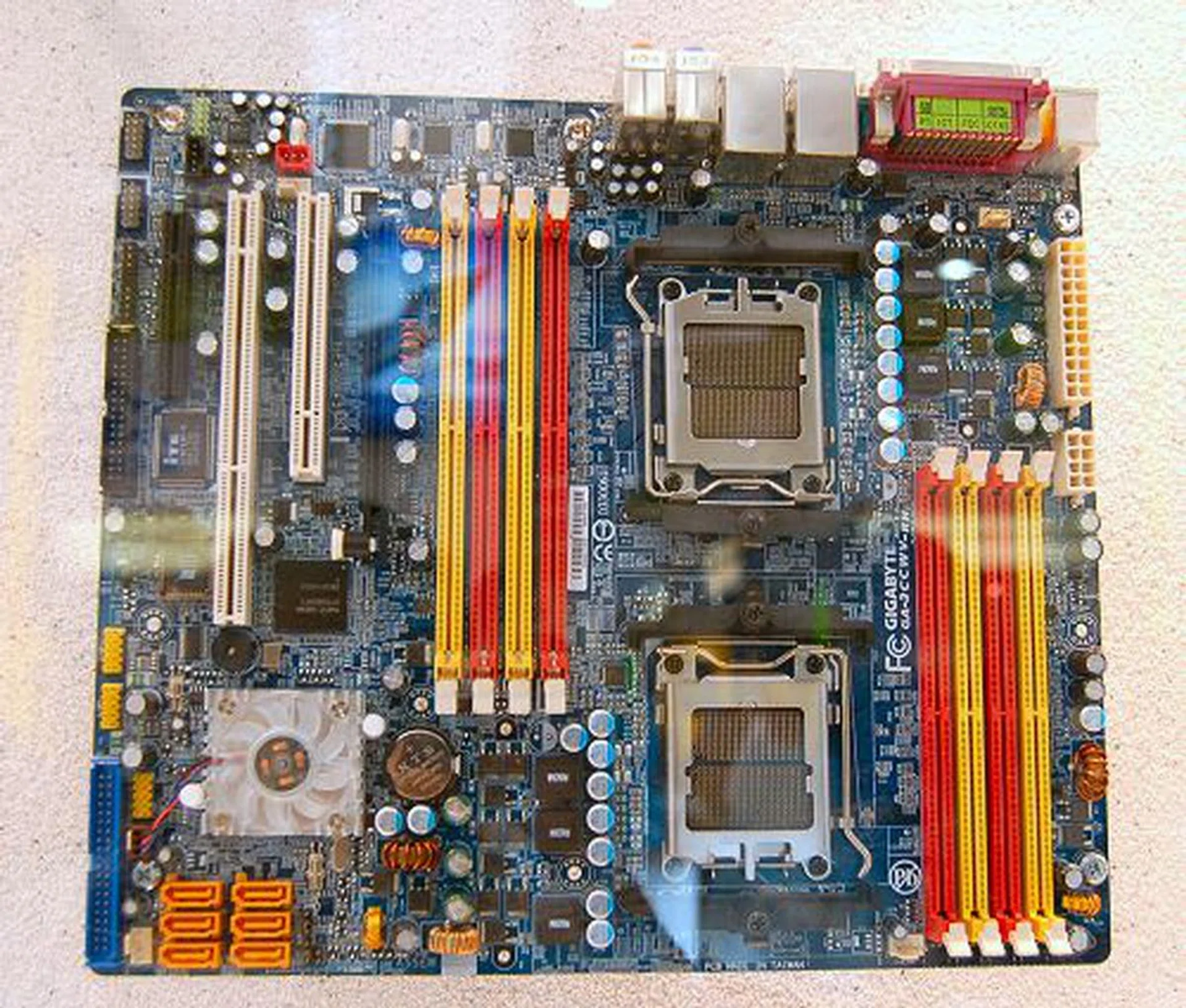  For AMD Opteron processors, Gigabyte has this dual socket GA-3CCWV-RH workstation motherboard based on the NVDIA nForce Professional 3000 chipset. The board supports two AMD Opteron 2000 series Socket F processors, 32GB of DDR2 ECC registered memory on 8 DIMM slots, six SATA 3Gbps ports with RAID, two Gigabit connections and an expansion slot configuration of one PCIe x8, one PCI-X and one PCI slot.  