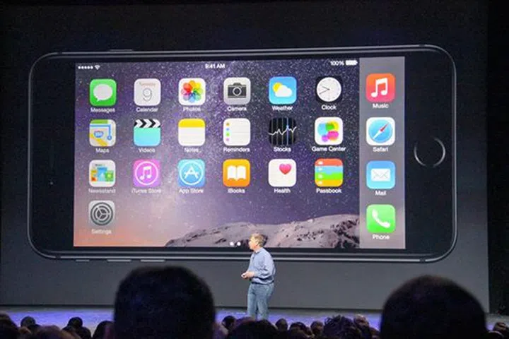 A new landscape mode UI makes the iPhone 6 look like an iPad Mini Mini