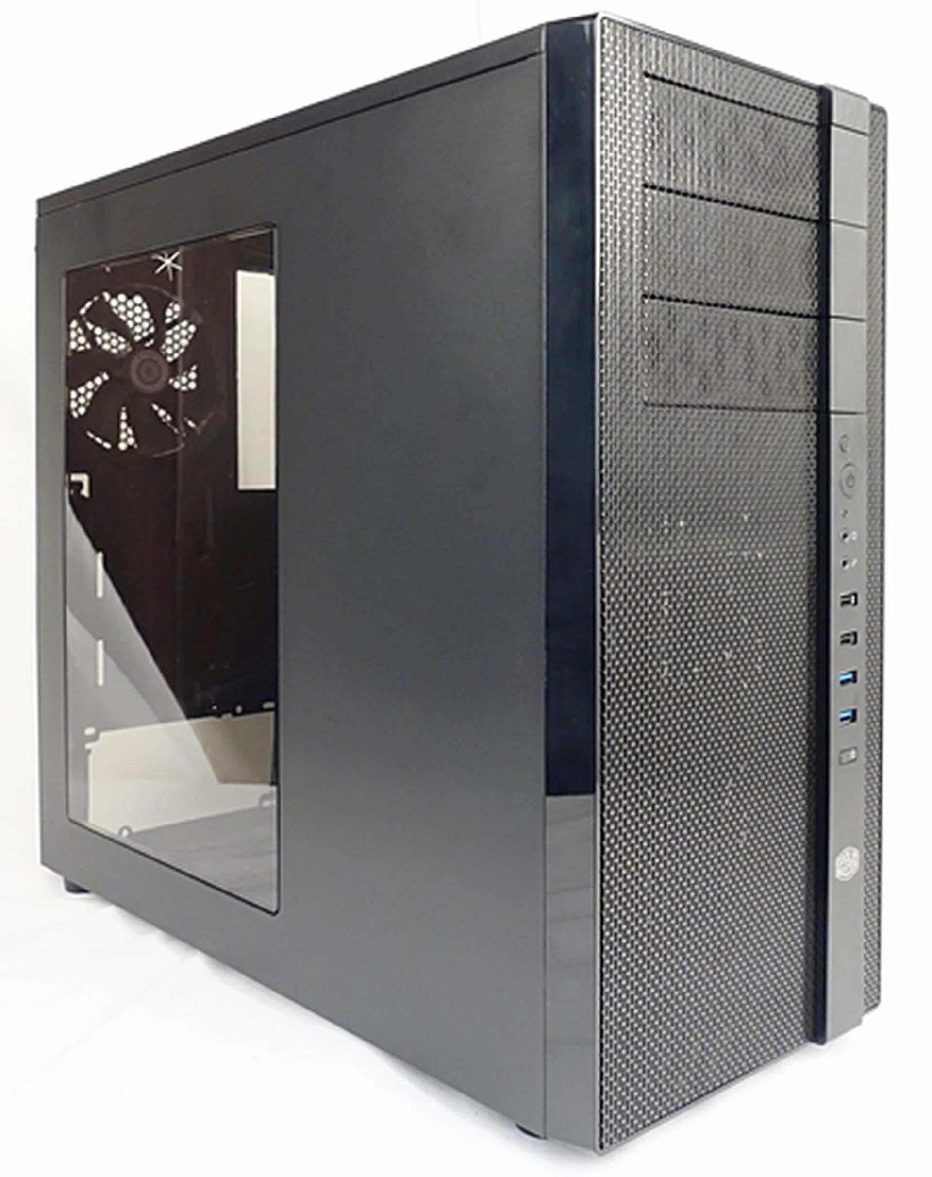 The KWN1 model of the N600 series has a clear acrylic side panel to show off its interior. It has excellent ventilation options and even support for liquid cooling systems.