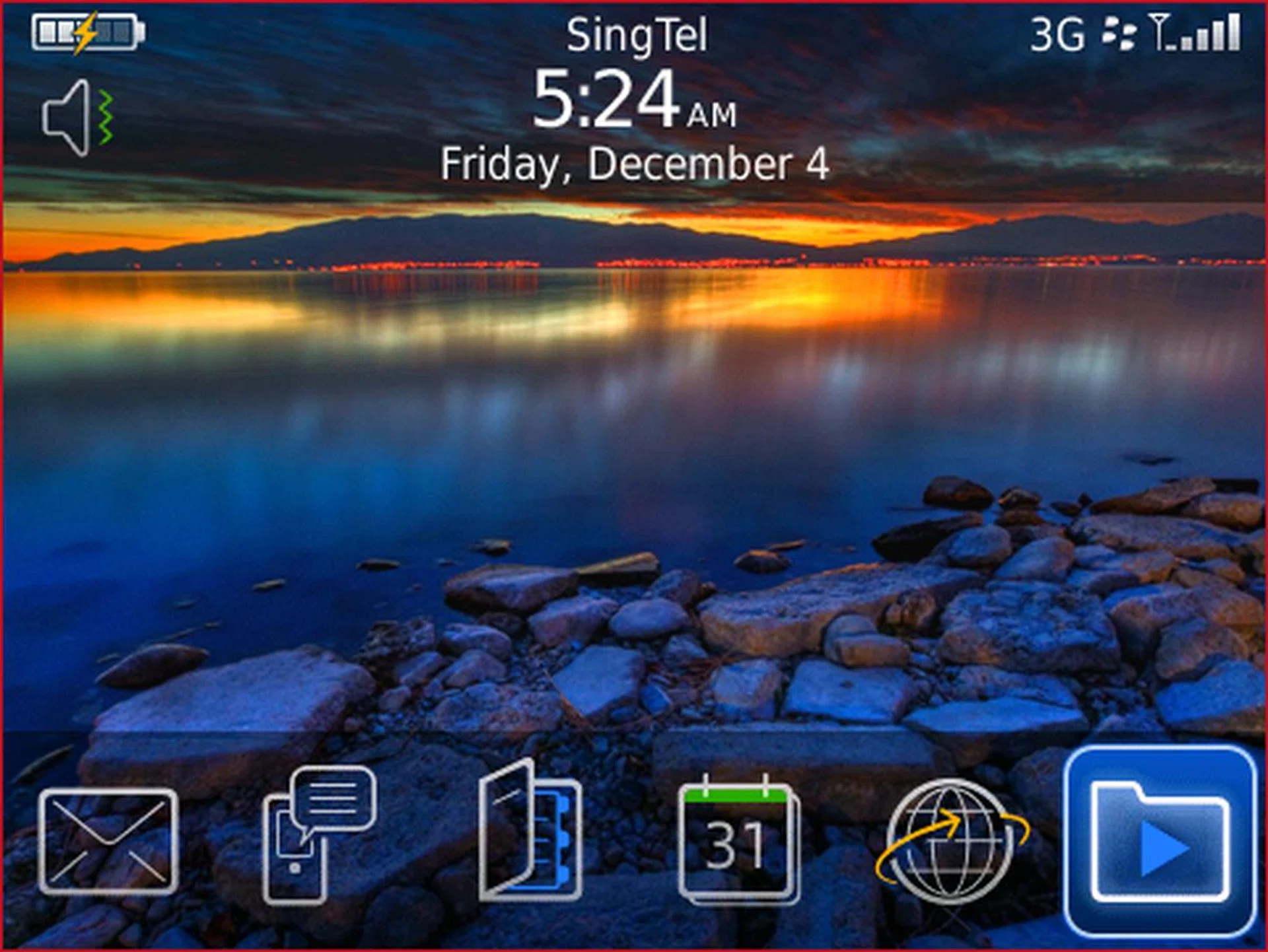 The interface hasn't seen much changes over the year, though its accompanying OS has been updated to version 5.0