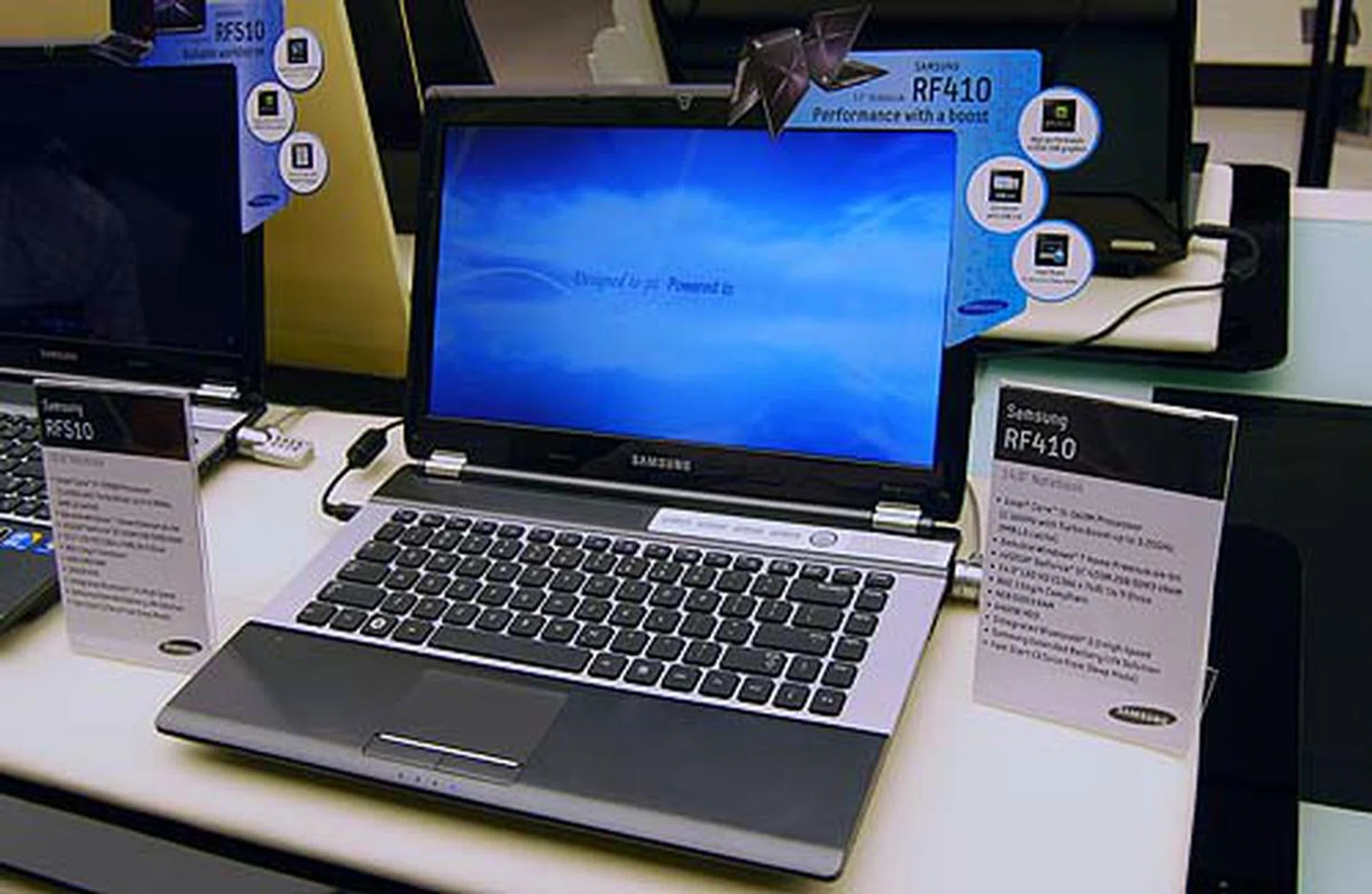 The 'space-age' themed Samsung RF410.