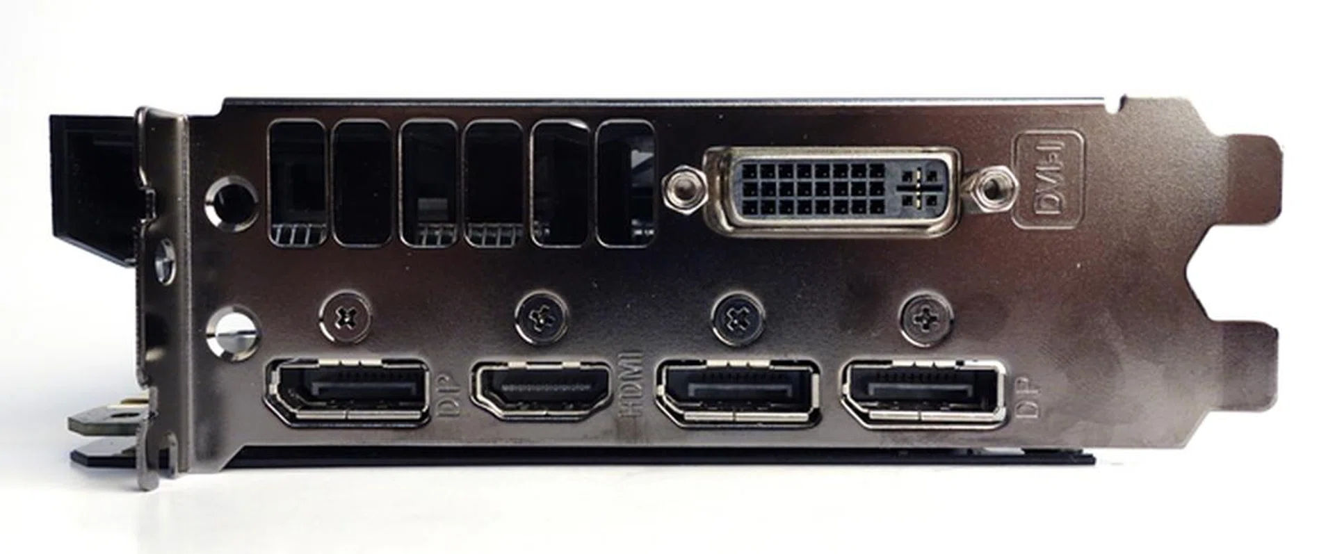 The GeForce GTX 960 has three DisplayPorts, one HDMI interface and a dual-link DVI-I port as seen on the ASUS GeForce GTX 960 Strix 2GB GDDR5 OC Edition.