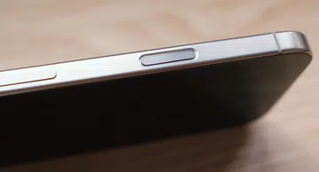 Camera Control on an iPhone 16 Pro. Photo: HWZ
