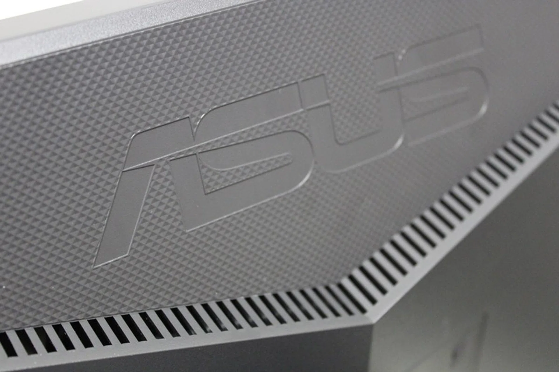 Vents at the back of the monitor let loose the air generated by the display.