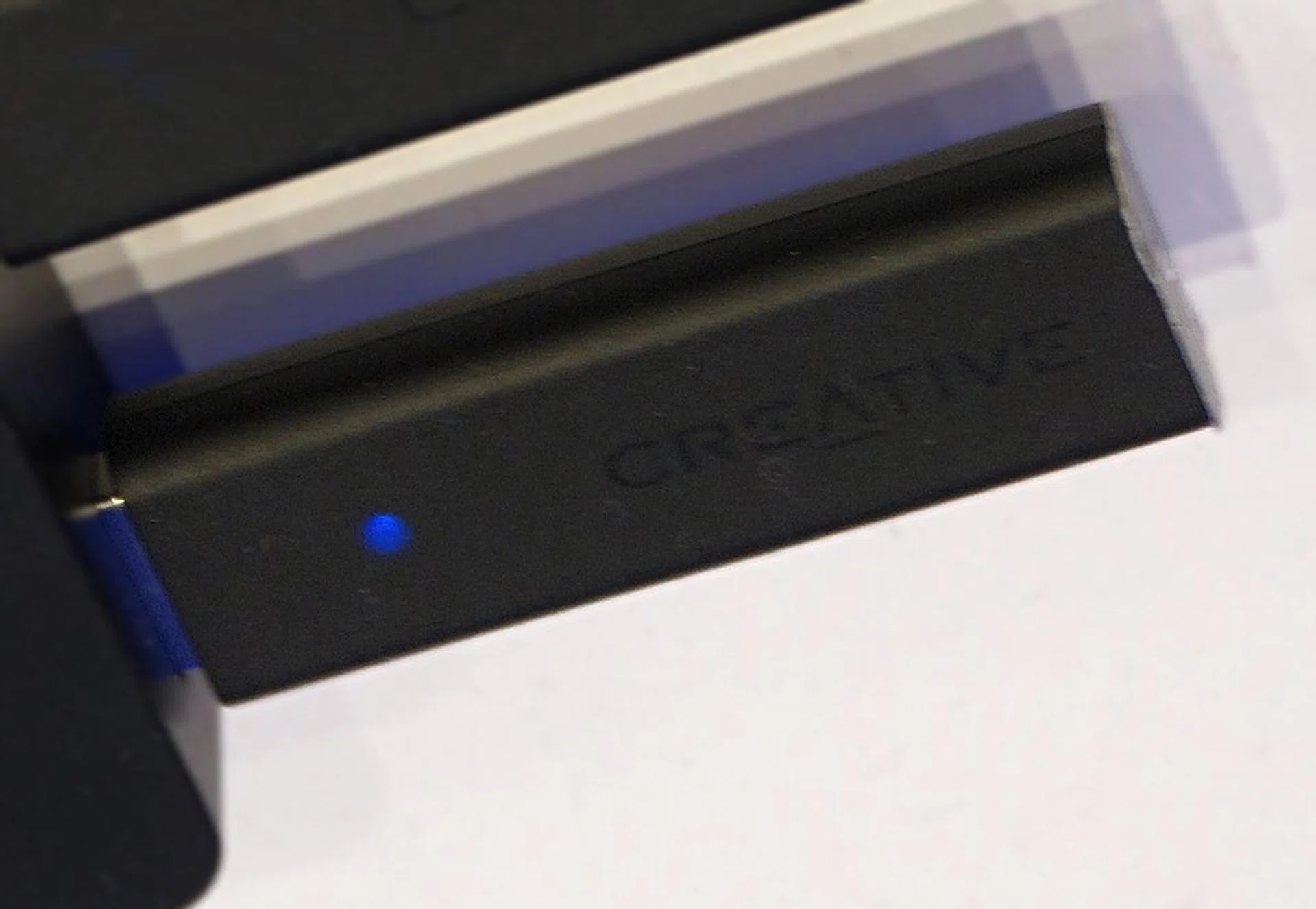 A wireless USB adaptor is supplied with every SXFI Air Theater and there’s a button on the side of the adaptor to help pair it with your headset.