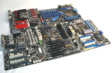 One expects these high-end boards to be larger than life (or ATX) and two of them (the top row) are exactly that. The ASUS comes in an Extended ATX form factor while the MSI board took it further with an even larger XL-ATX form factor.