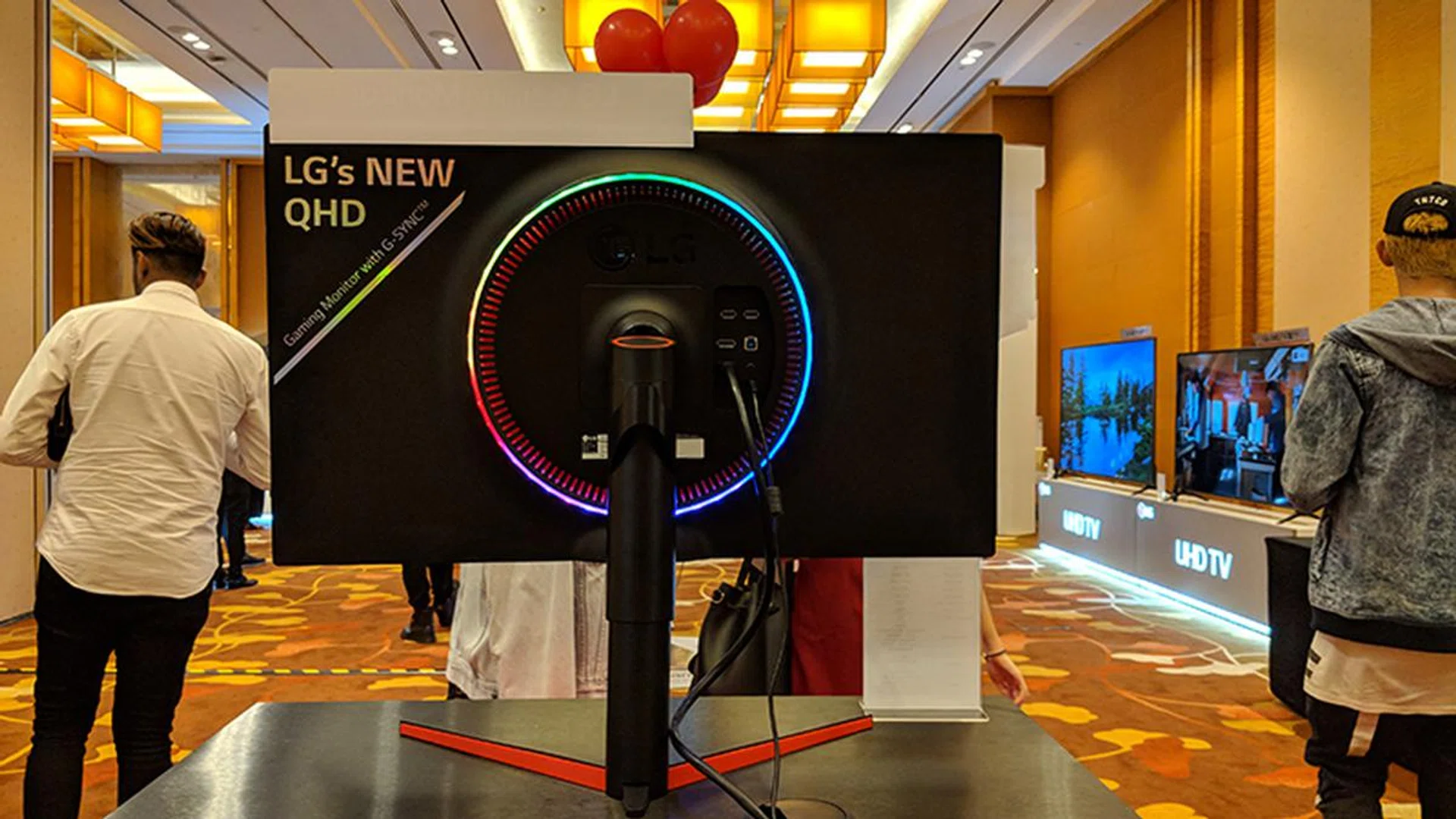 LG's sphere lighting lets gamers customize their monitor's lighting to match the rest of their setup.