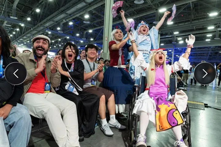 Evo Championship cosplayers