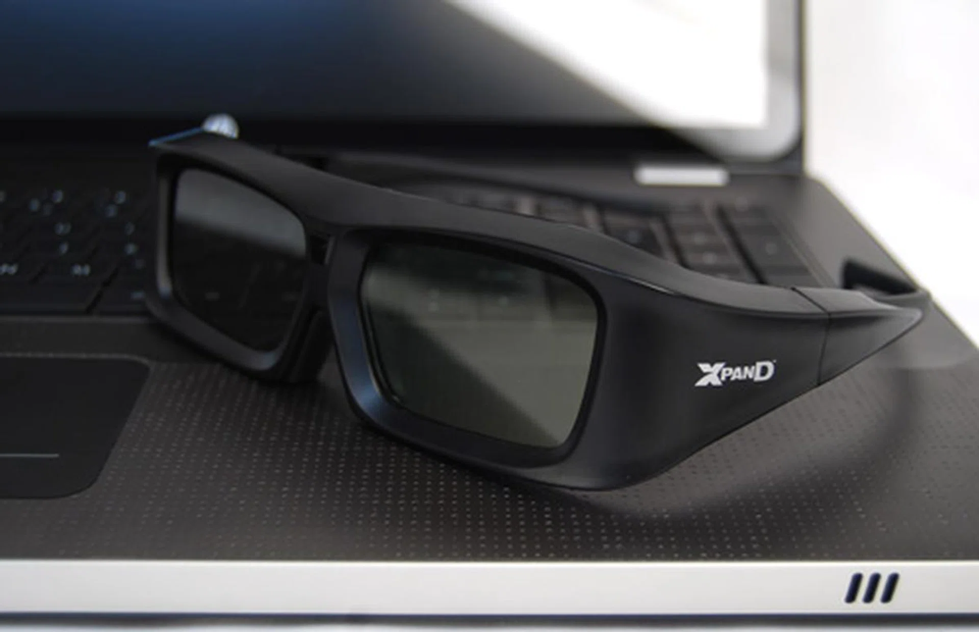 3D Blu-ray movies on the Envy 17 3D are a beauty to behold.