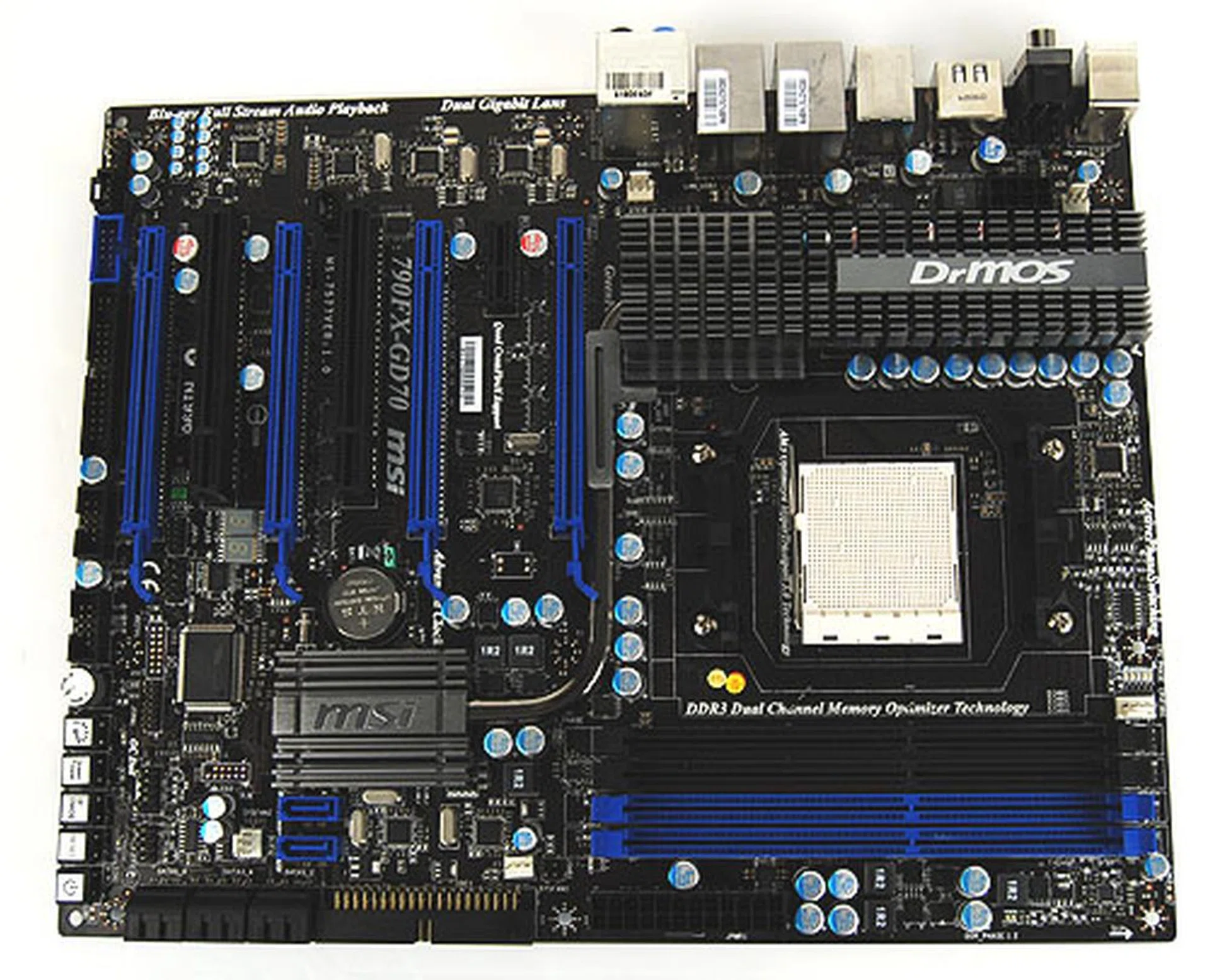 MSI is very serious about the enthusiast class features on its AMD 790FX board, with LED indicators, automatic overclocking and even an overclocking guide included in the package.