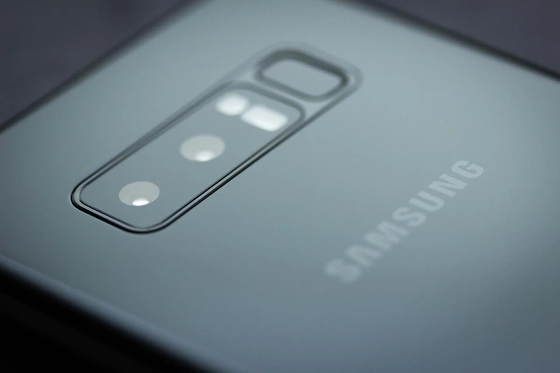 The finalists are the Apple iPhone X and the Samsung Note8. Surprised?