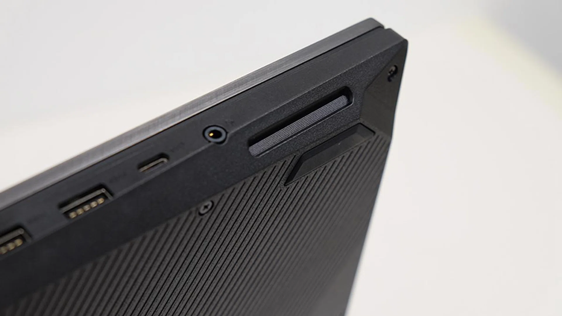 ASUS ROG Strix Scar II