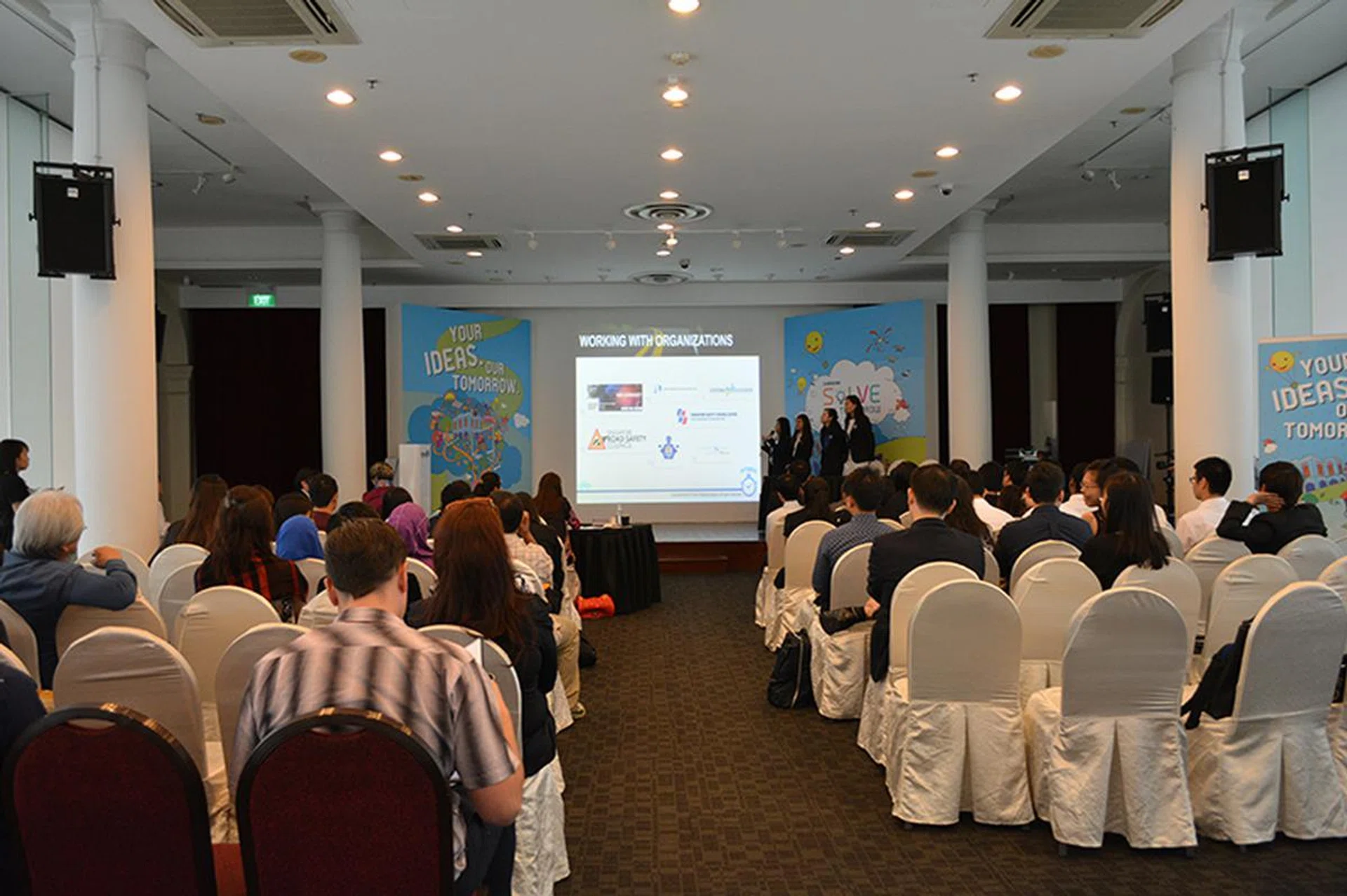 Six teams out of the original 85 were selected to pitch their ideas to the panel of judges at the Glass Hall in the Singapore Art Museum. 