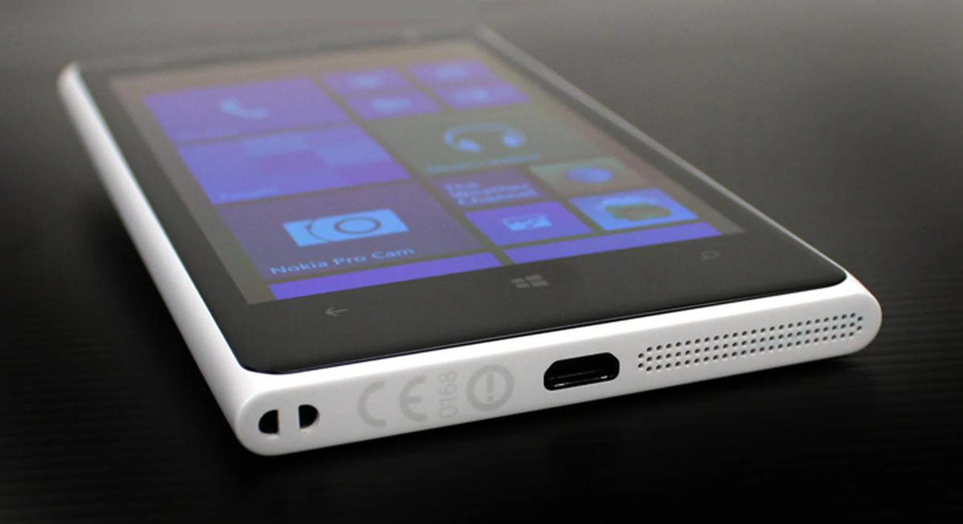 While the micro-USB port was shifted to the top of the phone for the Lumia 925, it's found its way back to the bottom for the 1020. The 1020's speaker can also be found here.