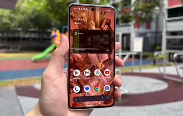 The best high-end smartphones you can buy as a gift in Singapore.
