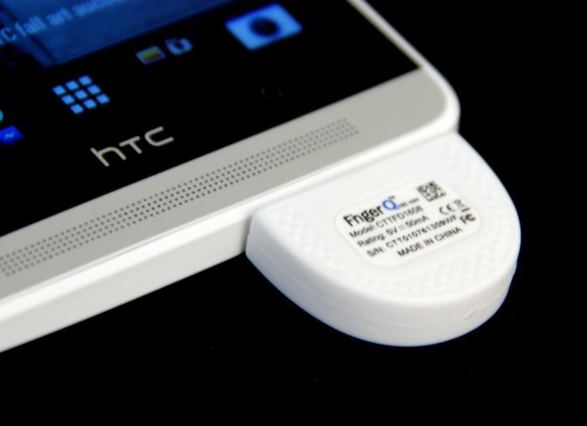 We'd prefer it if the sensor faced the front instead of facing the back, so we can unlock with our thumb.