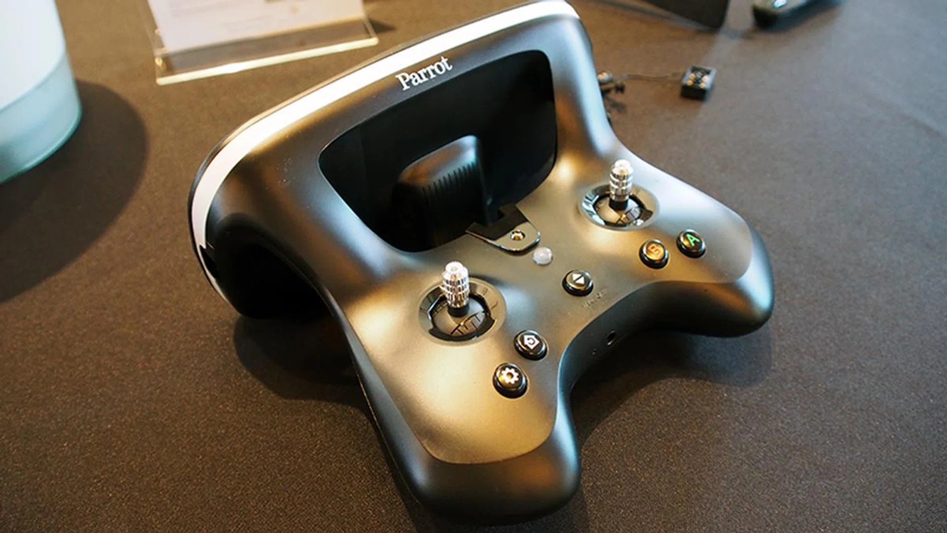 Skycontroller 2.