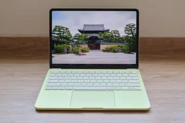 Apple MacBook Neo Citrus
