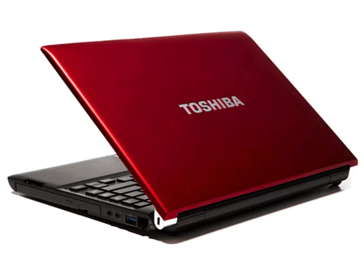 Toshiba Portege R830 (Core i7-2620M 2.7GHz) - It Just Keeps