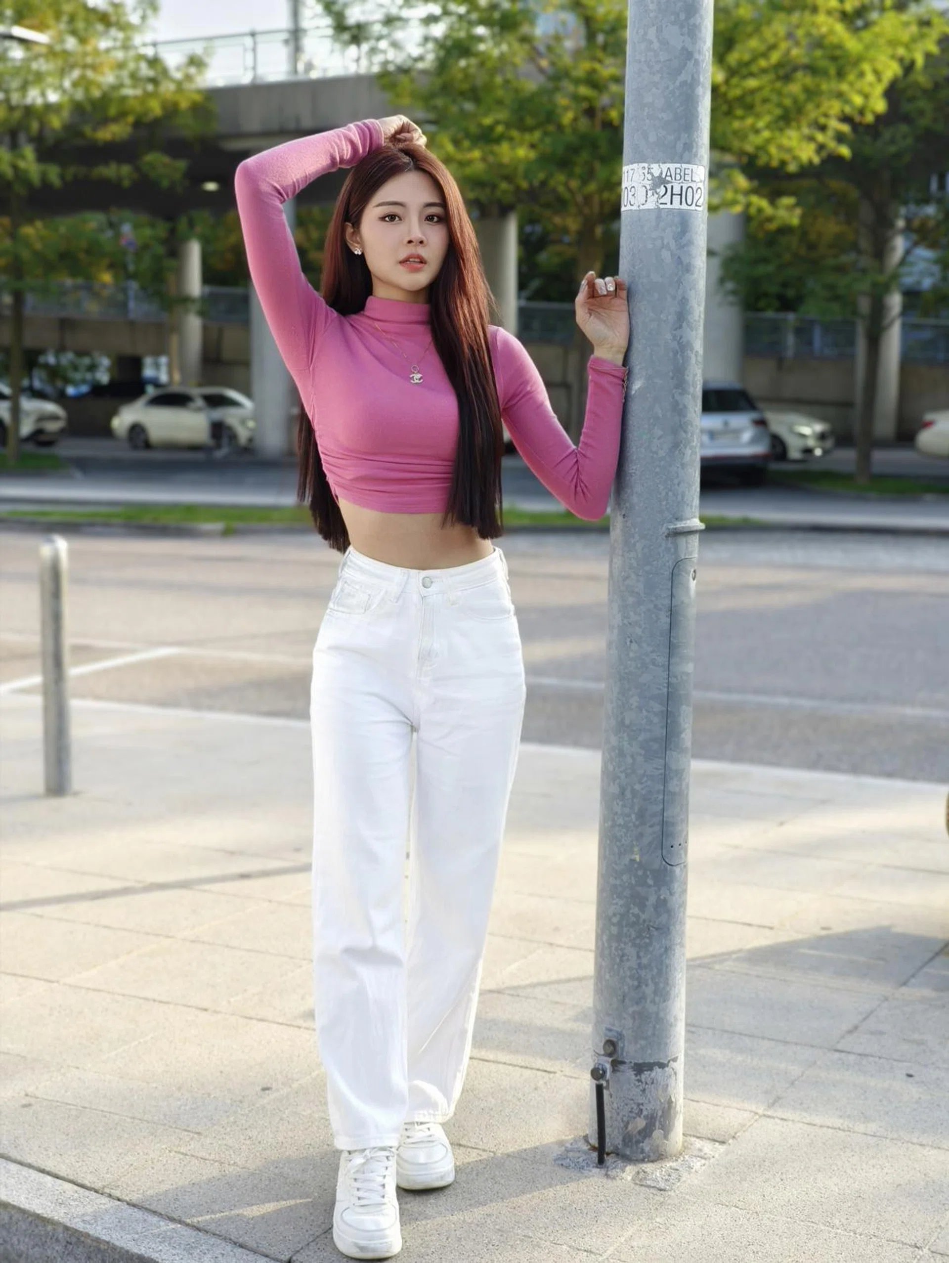 50mm, portrait mode, automatic settings. Photo: HWZ.