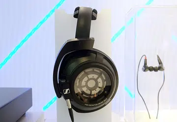 The HD 820 is Sennheiser's new flagship close-back headphone.