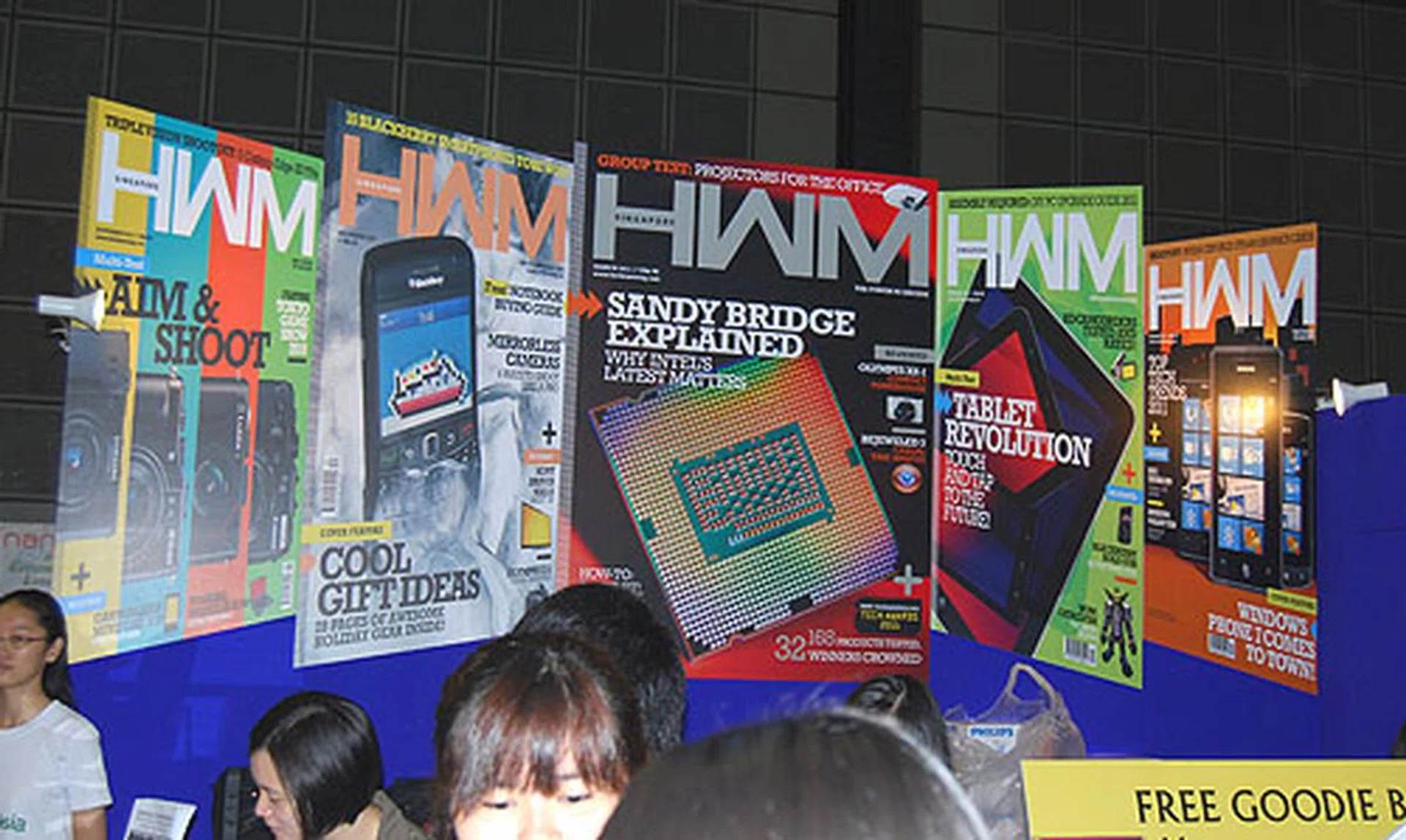 If you haven't done your research on what gadgets to get, it's not too late yet. Just drop down to SPH Magazines at Hall 601, snag a copy of HWM and research away! 