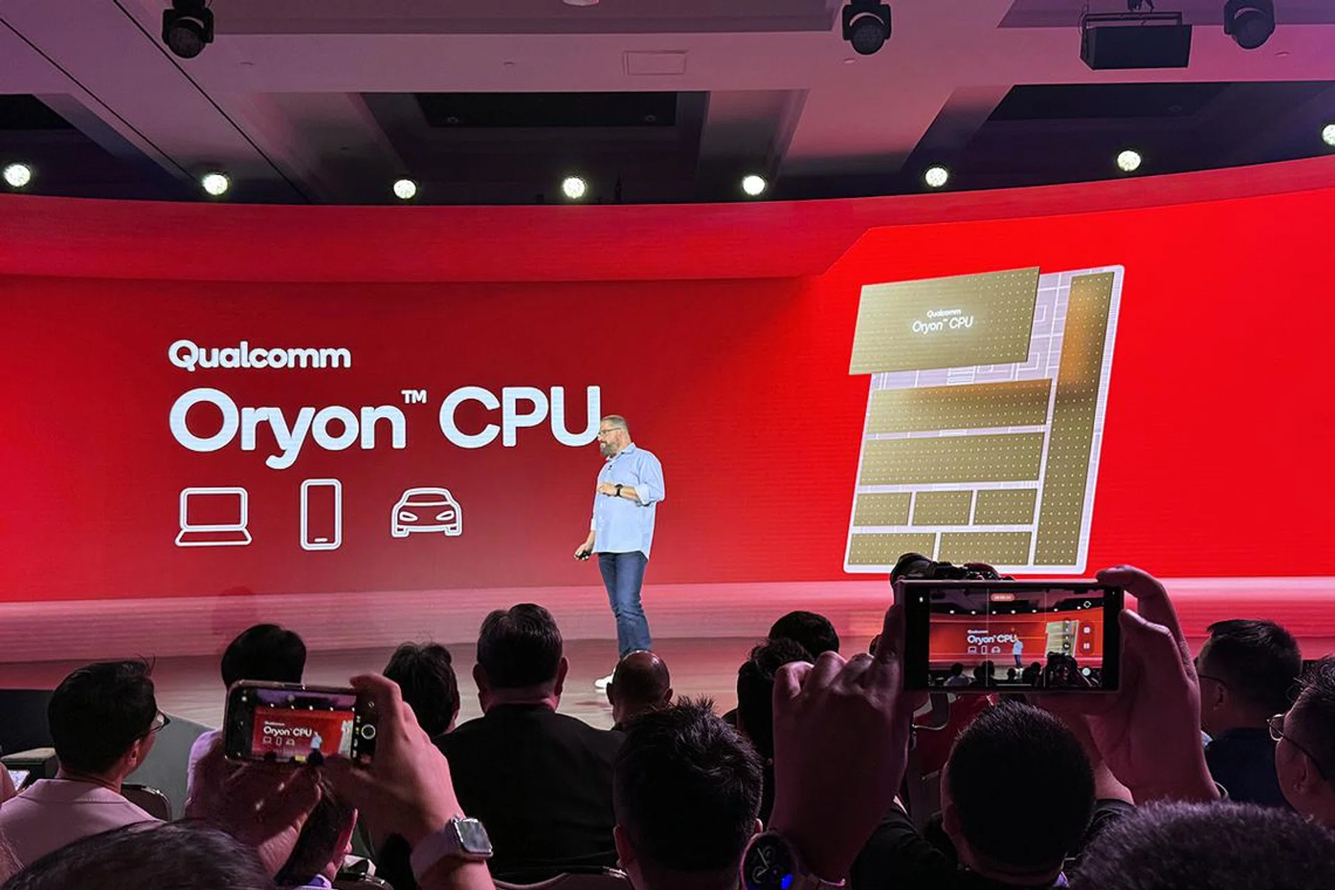 Qualcomm's CEO presenting its in-house Oryon CPU. Photo: HWZ.