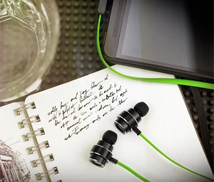Razer Debuts Lineup of Adaro Headphones for Personal Entertainment ...